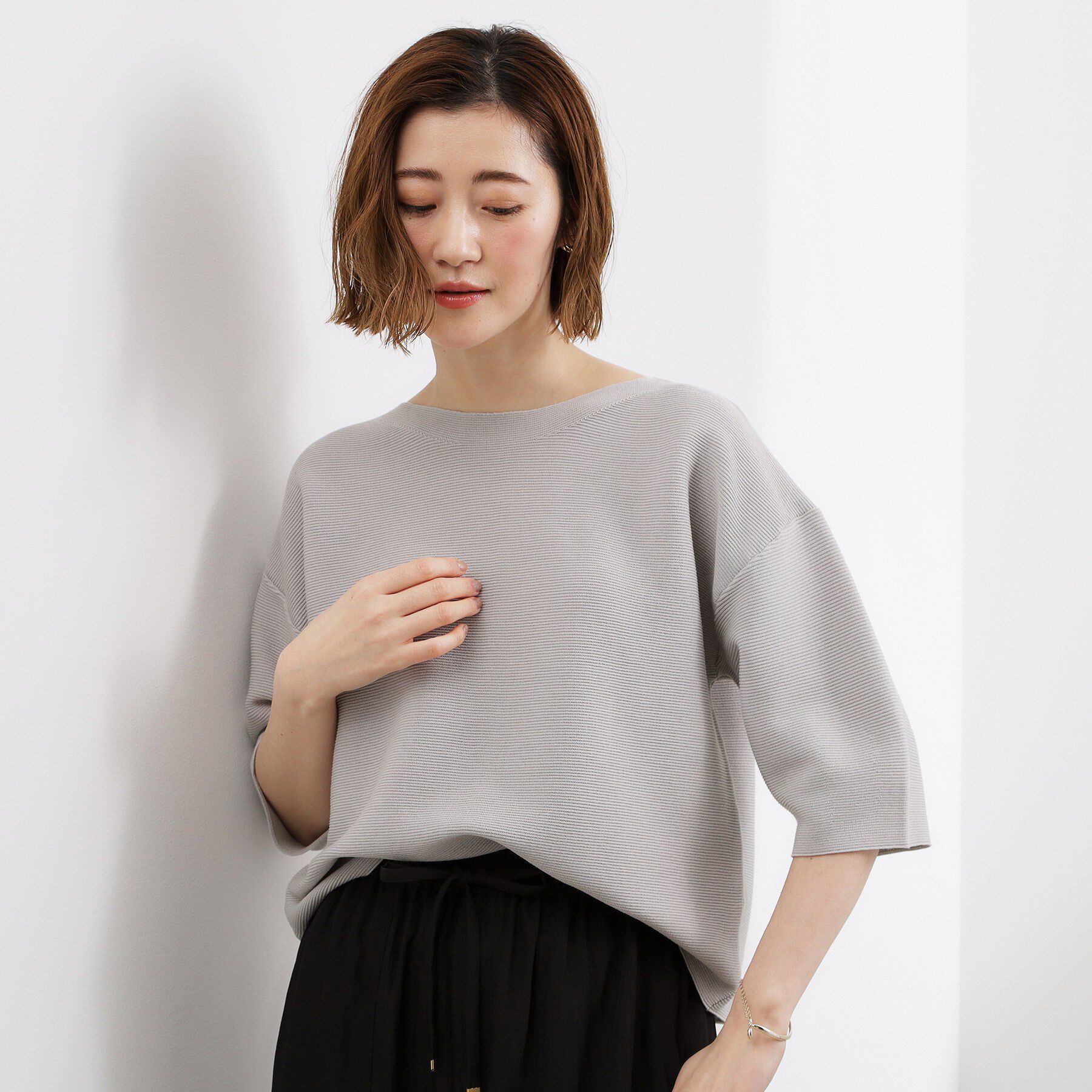 grove「【貴島明日香さん着用／洗濯機で洗える】レイヤードにもおすすめ、軽やかクロップドニット」|ニット・セーター|