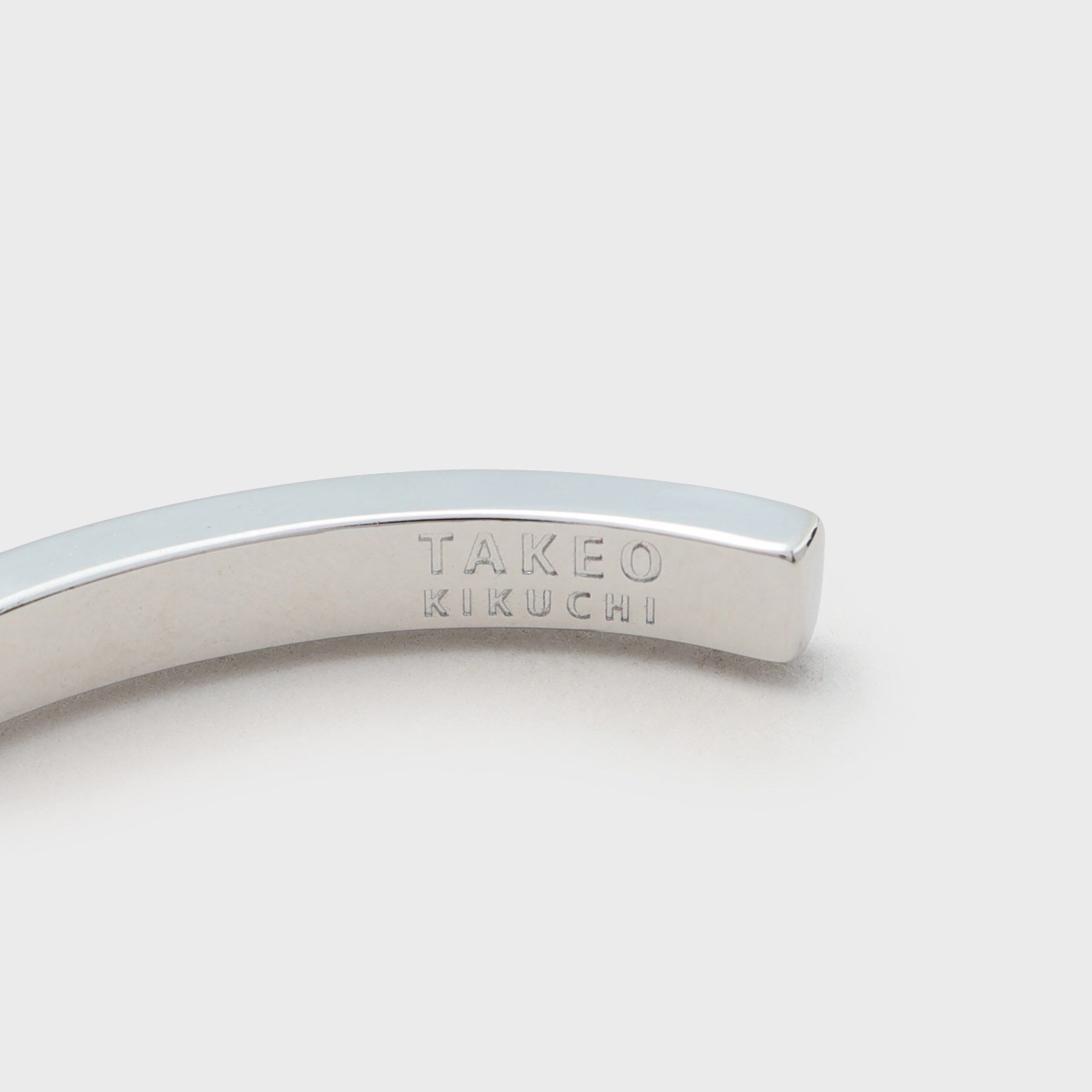 TAKEO KIKUCHI「モノトーンエポラインバングル」|ブレスレット・バングル|