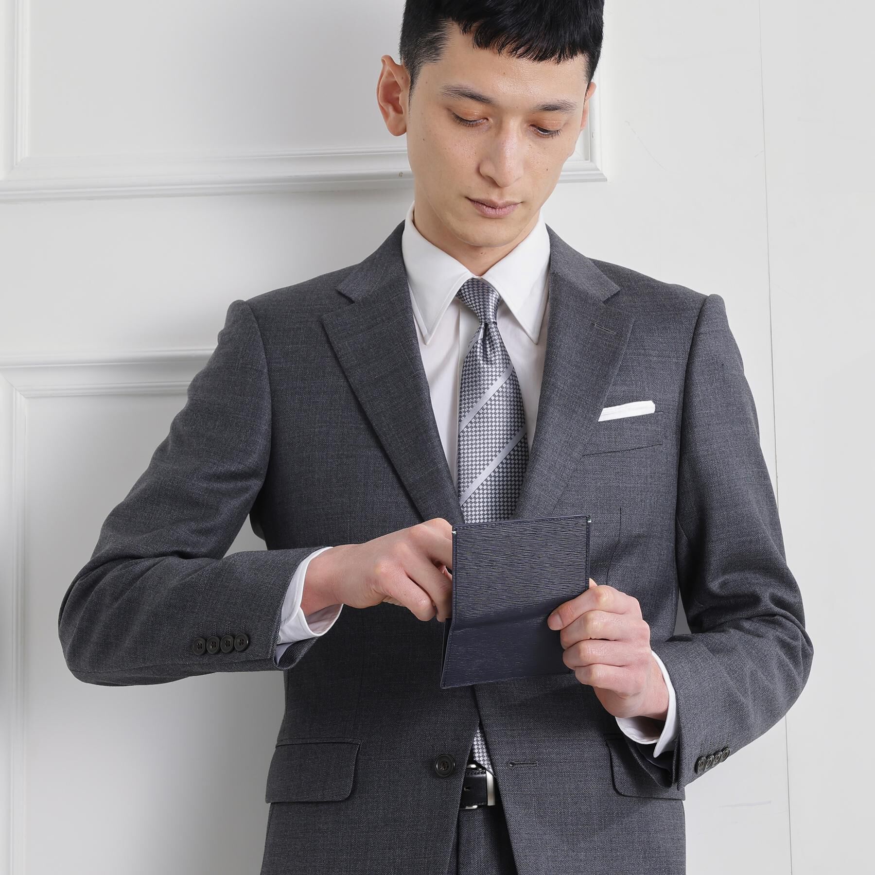 TAKEO KIKUCHI「水シボレザー 名刺入れ」|名刺入れ・カードケース|