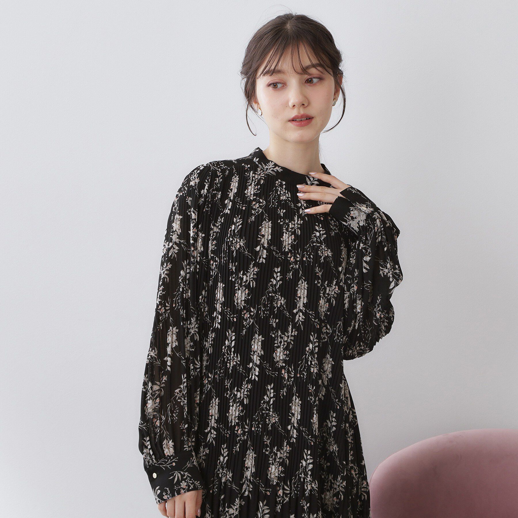 index「ベルト付きプリーツフレアワンピース【洗濯機OK/イージーアイロン/防シワ】《5col》」|ワンピース|