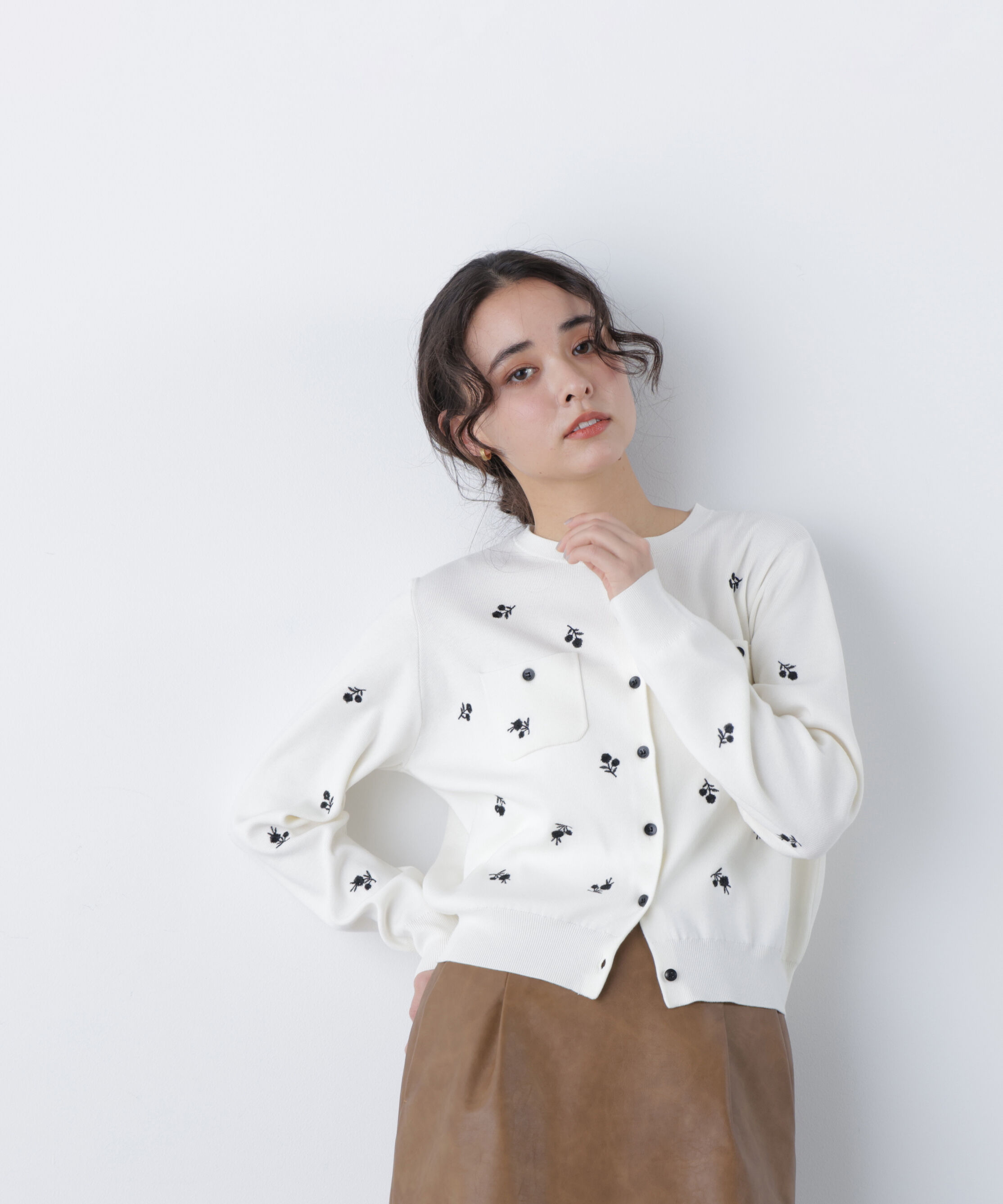  「〈N.〉フラワー刺繍ポケットカーデ」|ニット・セーター|