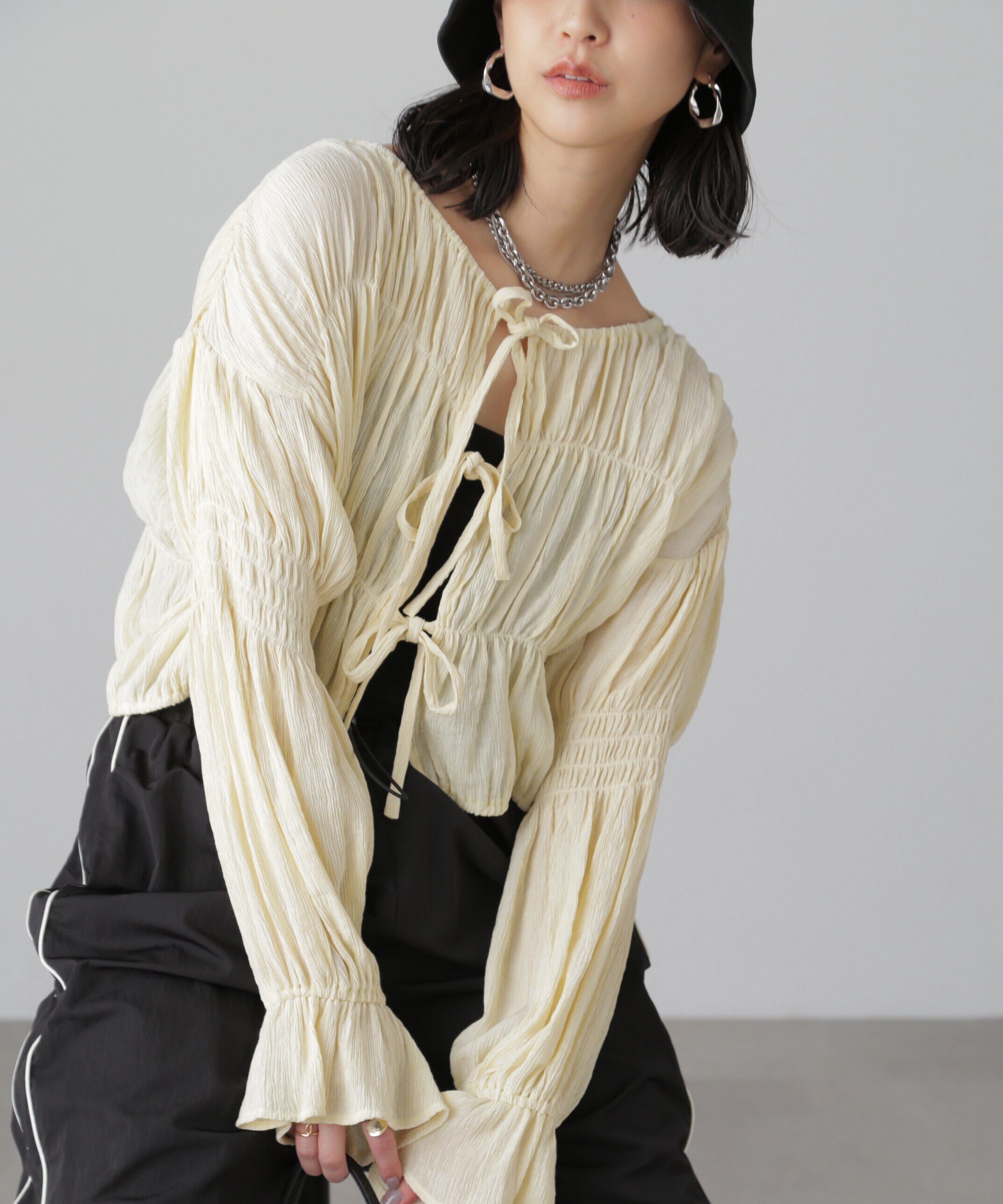  「シアーギャザー前開き短丈ブラウス」|シャツ・ブラウス|