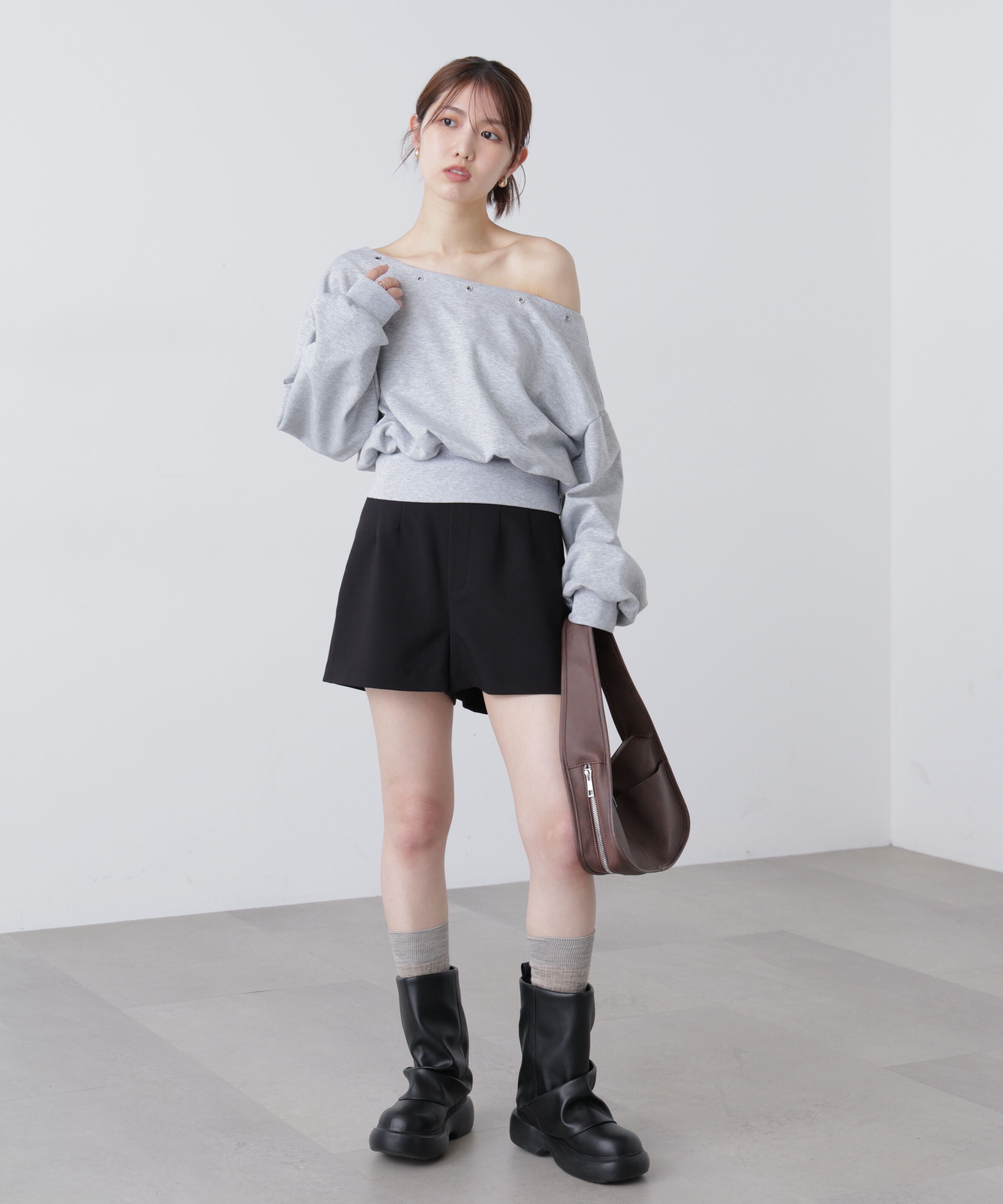  「ハトメオフショルスウェット」|Tシャツ・カットソー|