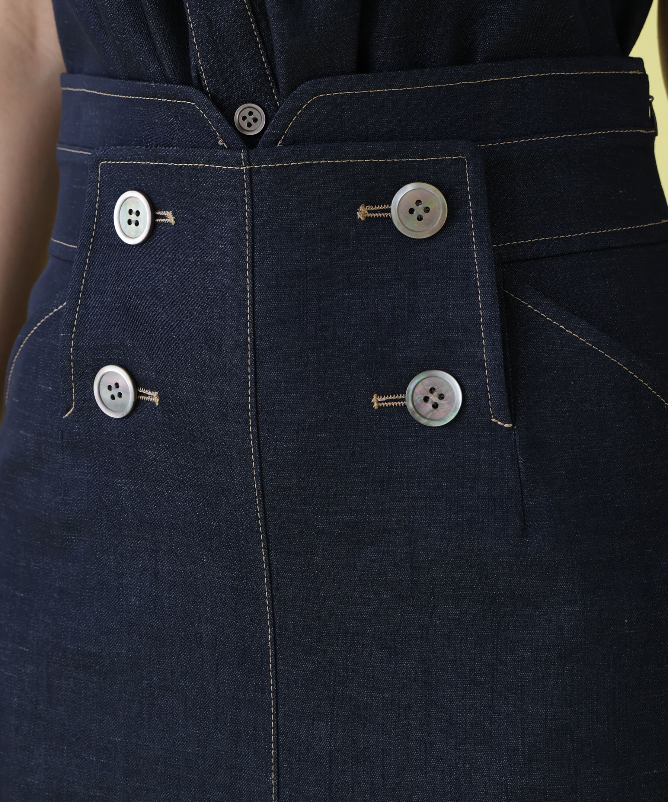  「ボタンアクセントスカート」|スカート|