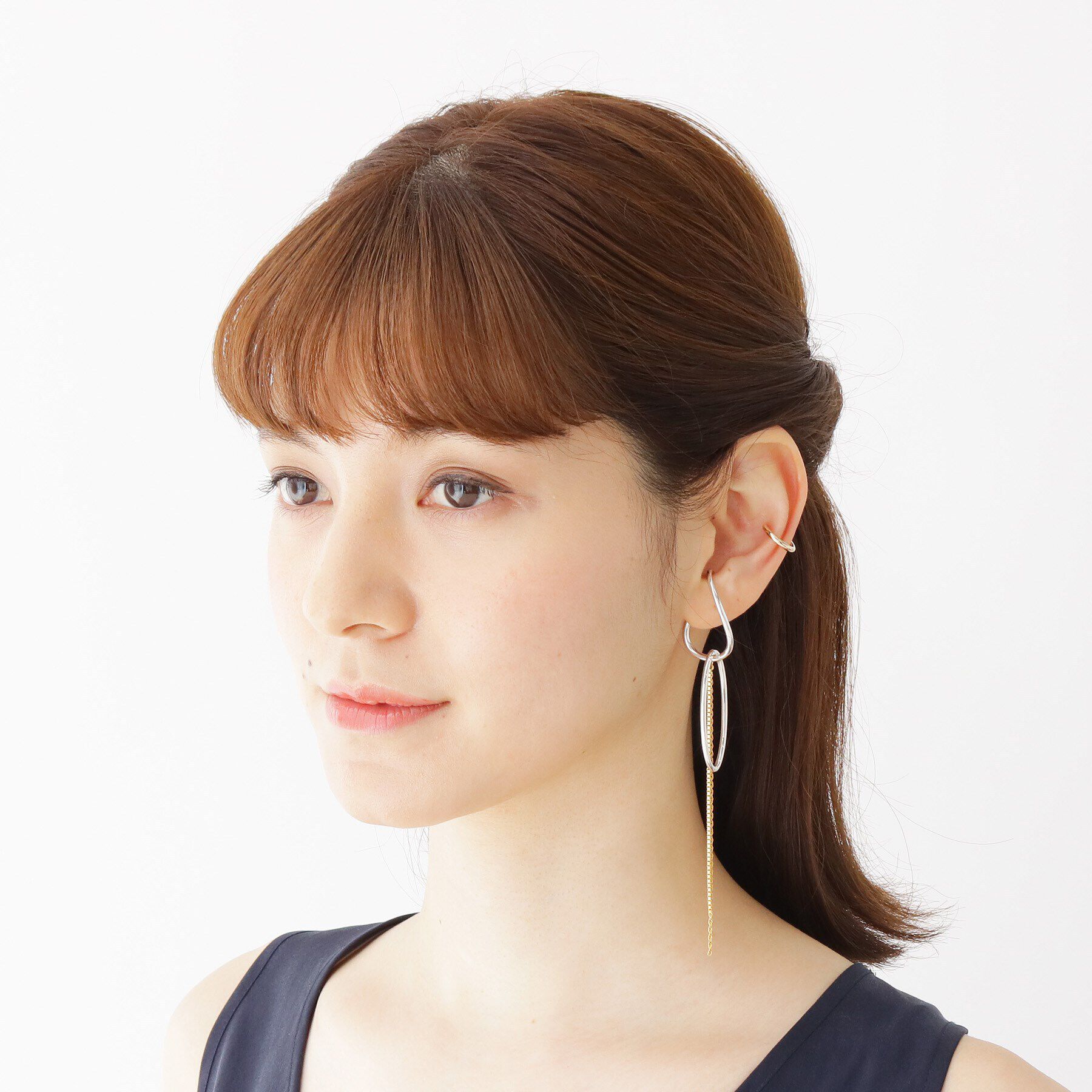 COCOSHNIK「シルバー オーバルフープ イヤーカフチャーム」|チャーム・キーホルダー|