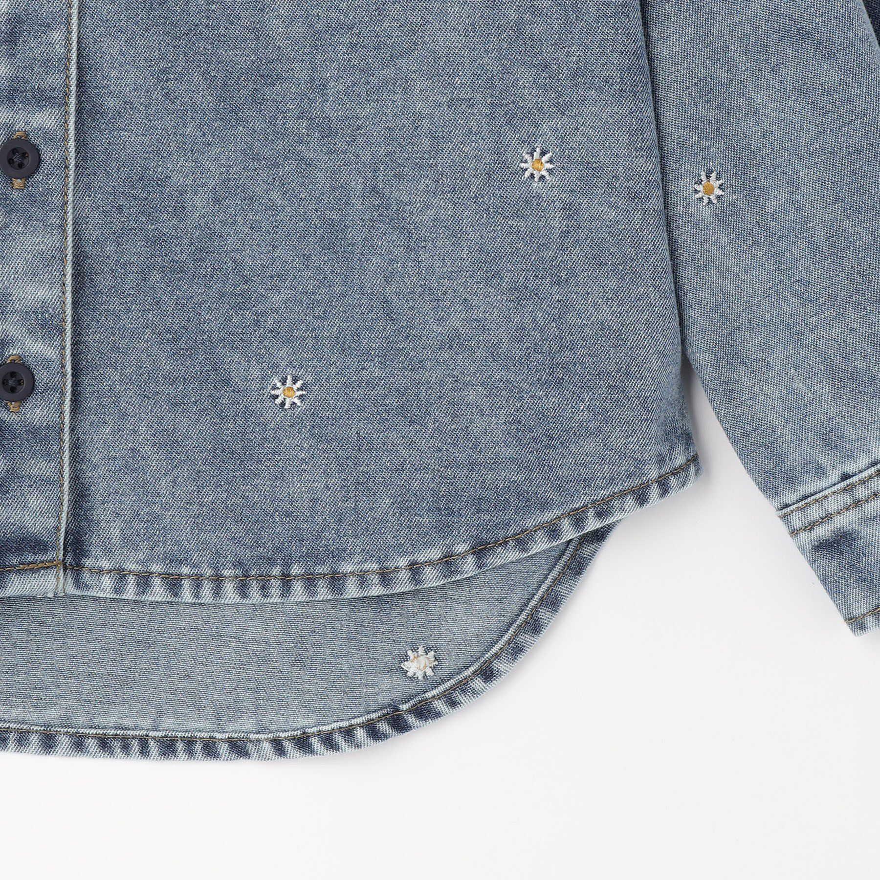 SHOO･LA･RUE「【100-150cm】フラワー刺繍デニムシャツ」|シャツ・ブラウス|