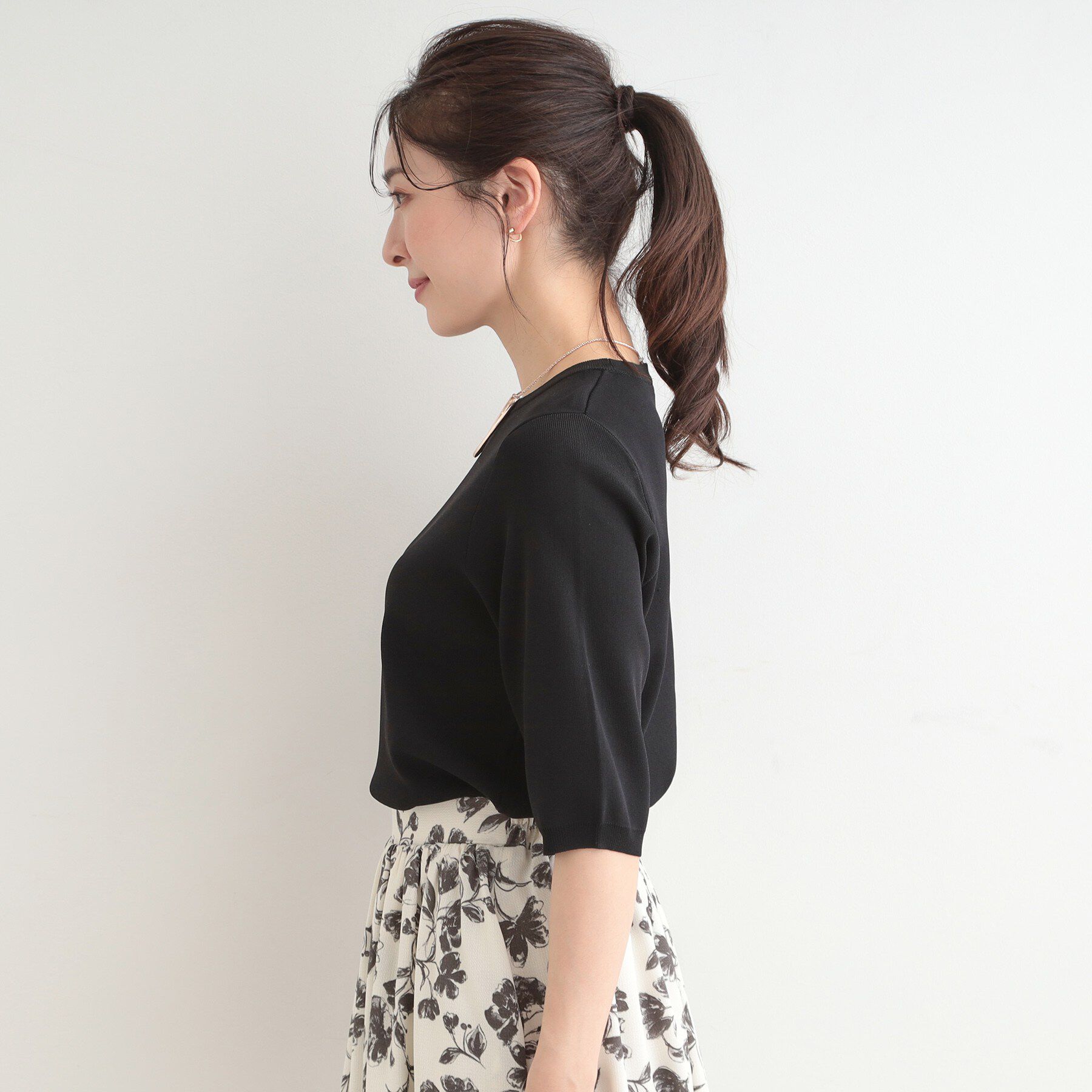 SHOO･LA･RUE「【毎日洗える/S-LL】上半身がすっきり見える　多機能5分袖ニット」|ニット・セーター|