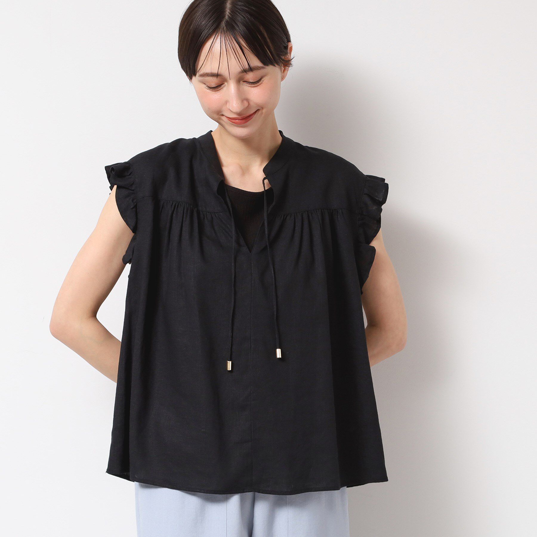 Dessin「【洗える】レーヨン麻フリルスリーブブラウス」|シャツ・ブラウス|