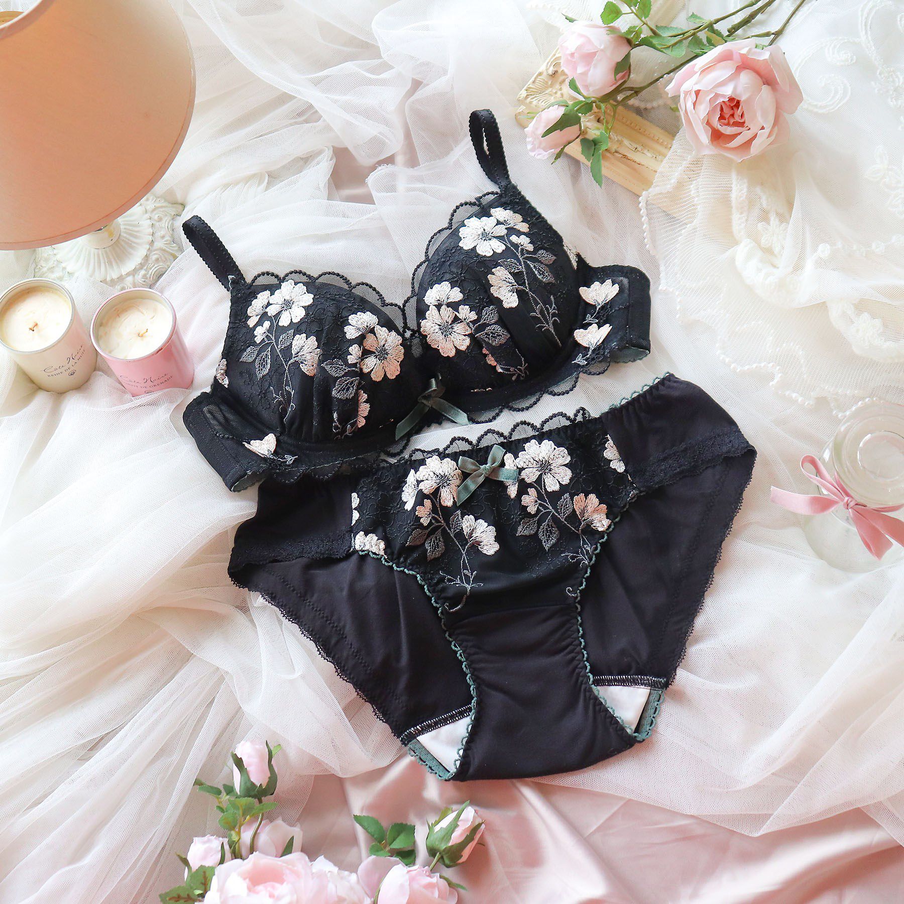 Risa Magli「プティット サニタリー」|インナー|