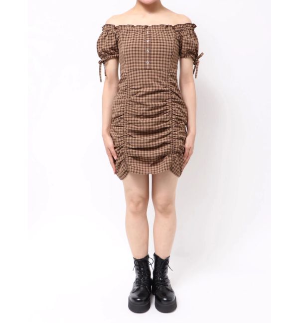 EMODA「オフショルダーミニギャザーワンピース」|ワンピース|ベージュ