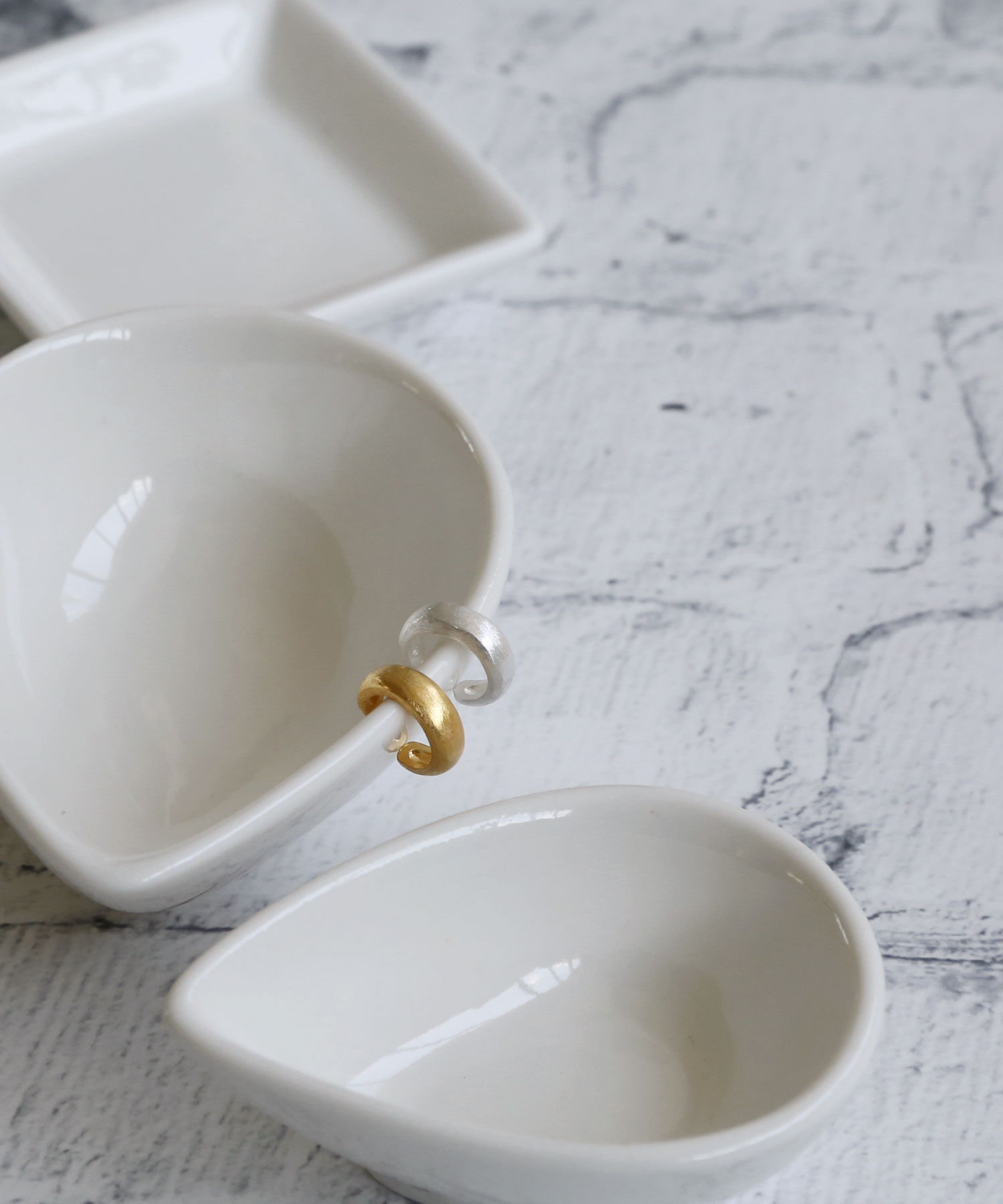 colleca la「[silver925]プランプ マットイヤーカフ〈金属アレルギー対応〉」|イヤーカフ|