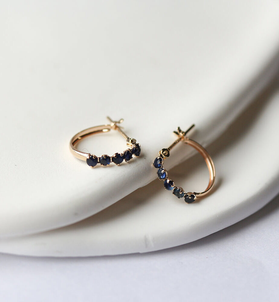  「サファイア スナップ フープ ピアス  | K10YG」|ピアス|K10 イエローゴールド
