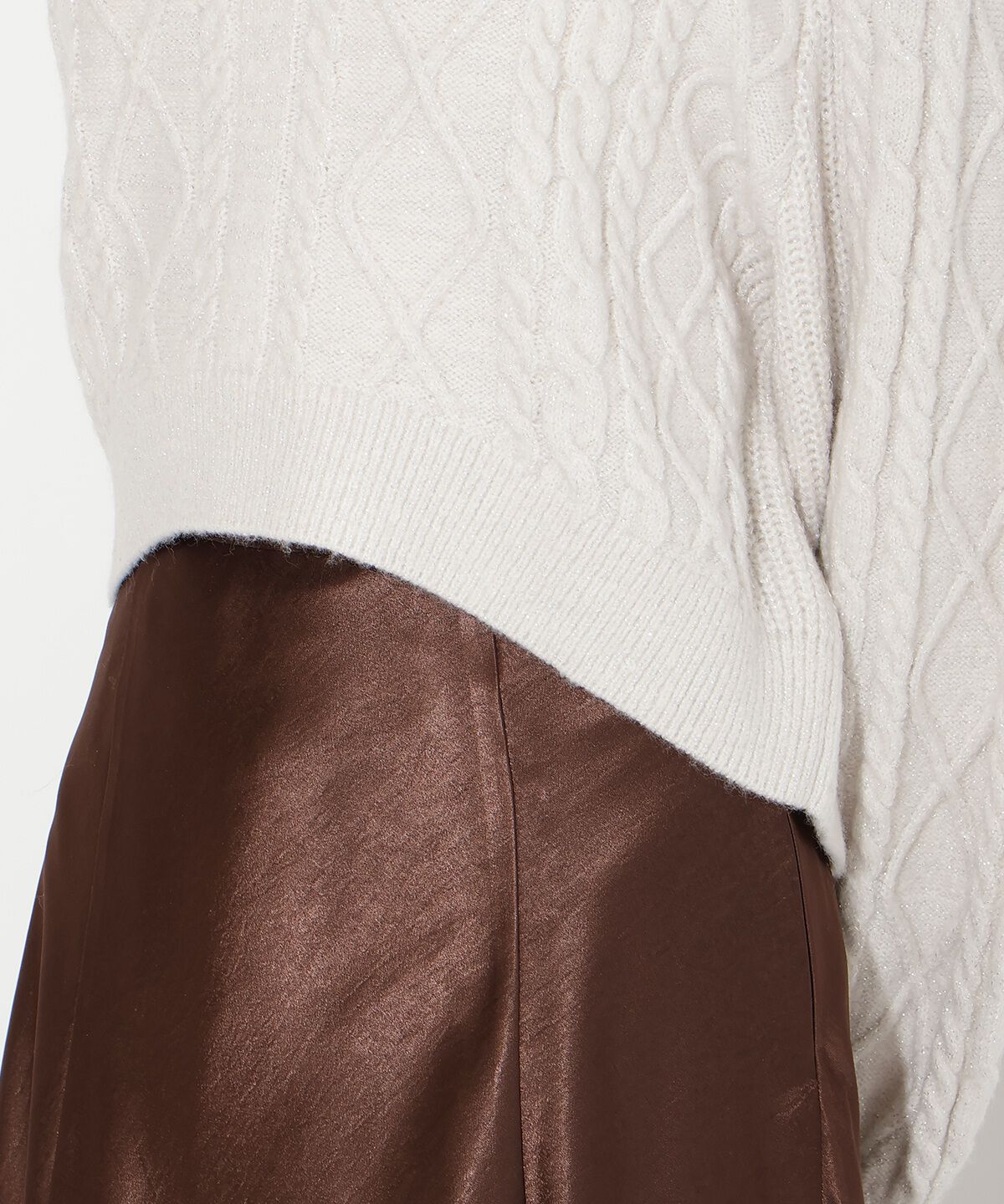 アンドクチュール「ラメケーブルタートルニットプルオーバー」|ニット・セーター|