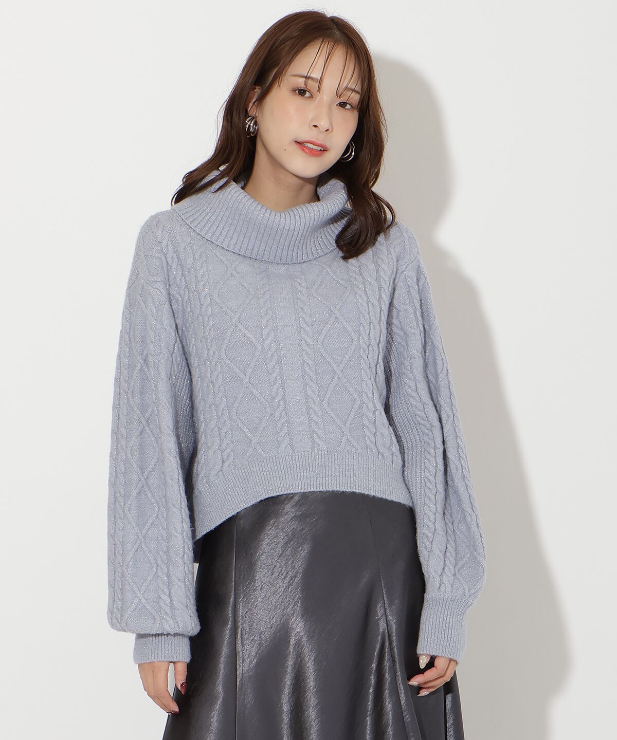 アンドクチュール「ラメケーブルタートルニットプルオーバー」|ニット・セーター|