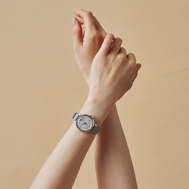 MATOW「〈MATOW (マトウ)〉Shiki Bouquet 花霞 ｼﾙﾊﾞｰﾗｲﾗｯｸﾚｻﾞｰ」|腕時計|