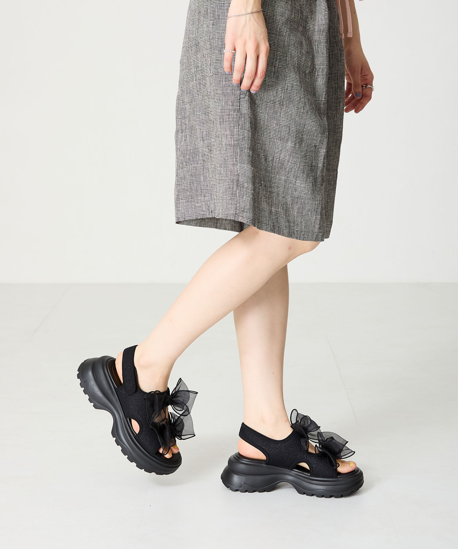 ORiental TRaffic「●2025春夏新作●ボリュームチュールリボン厚底サンダル/51237 厚底 リボン チュール 人気 トレンド」|サンダル|