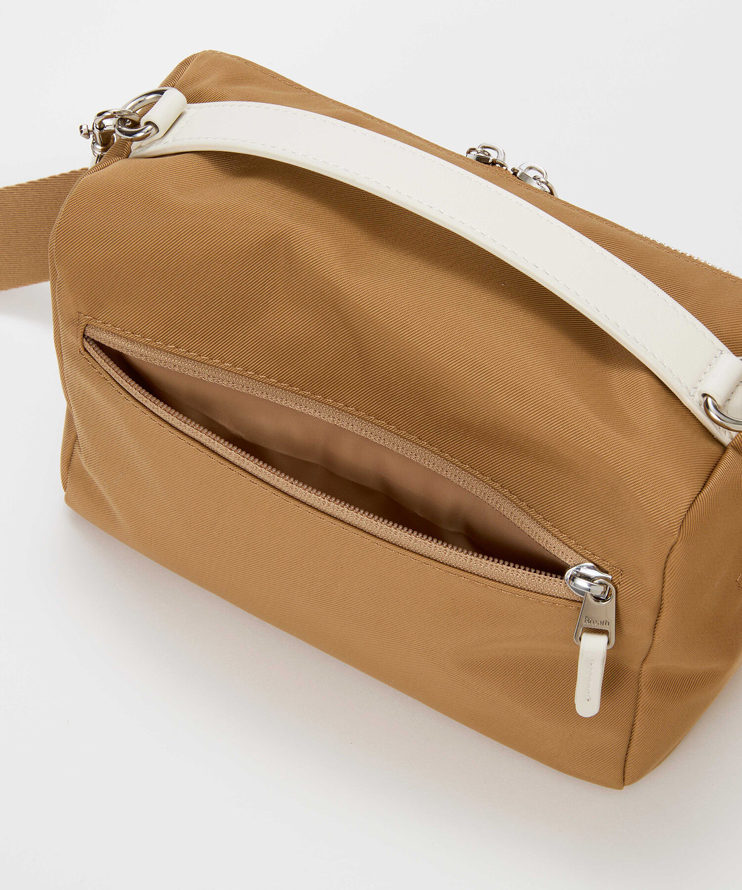 TOPKAPI BREATH「【Breath TOPKAPI】【撥水】マット ナイロン ボックス型 ショルダーバッグ」|ショルダー・メッセンジャー|