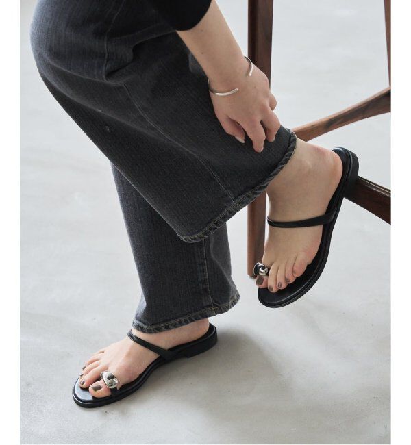  「《追加》メタルサムリングサンダル」|サンダル|