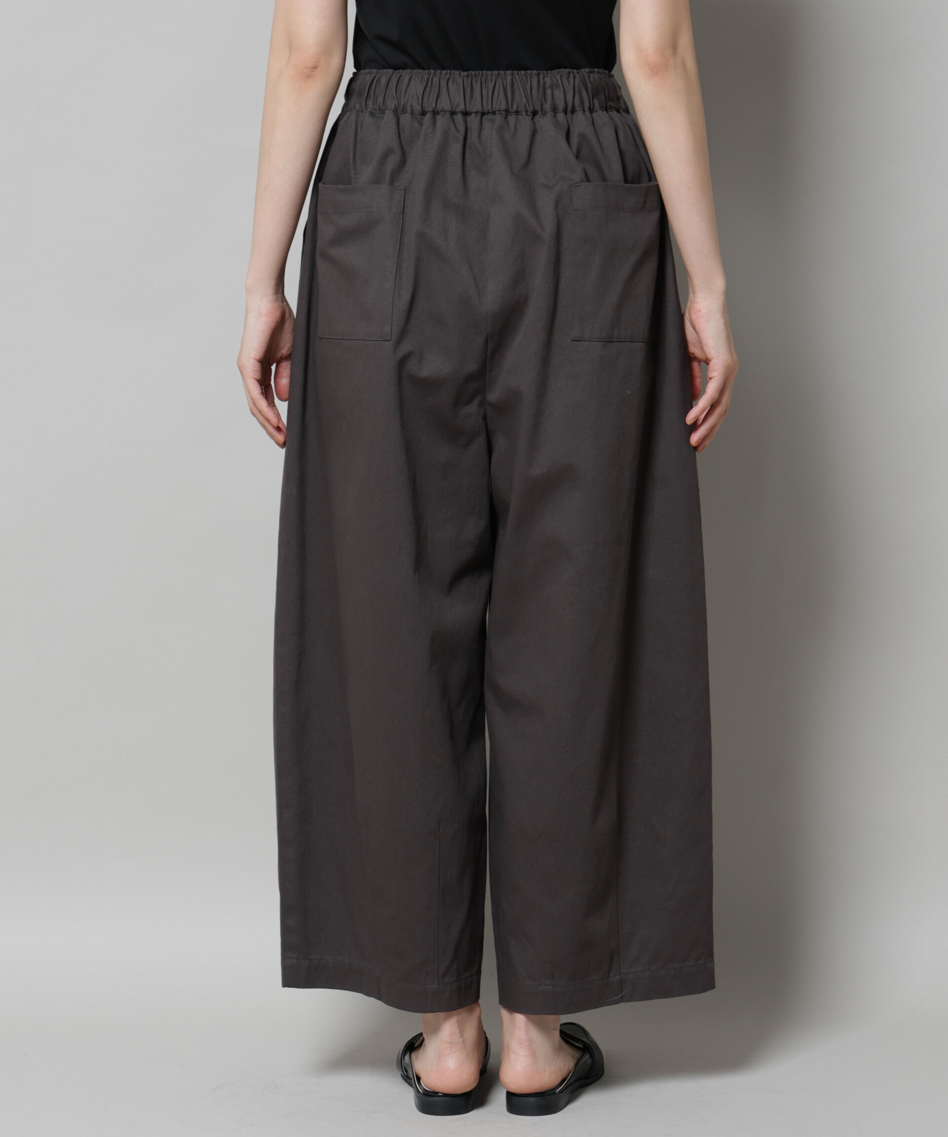 nano･universe「タックコクーンチノパンツ」|チノ|