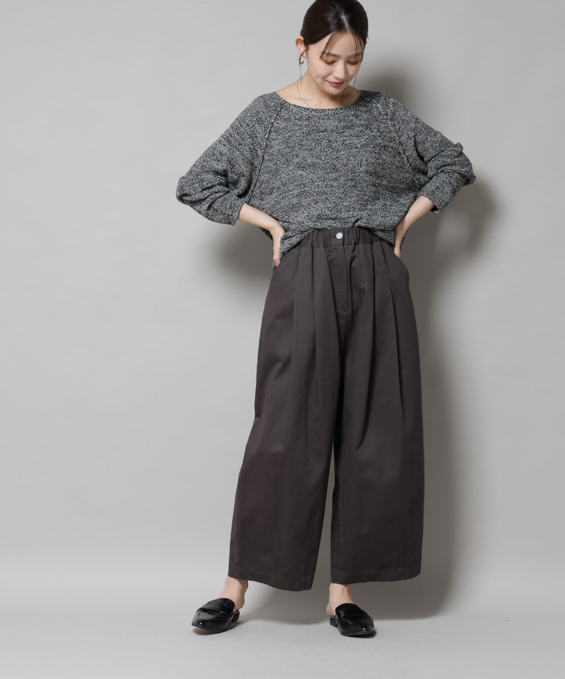 nano･universe「タックコクーンチノパンツ」|チノ|