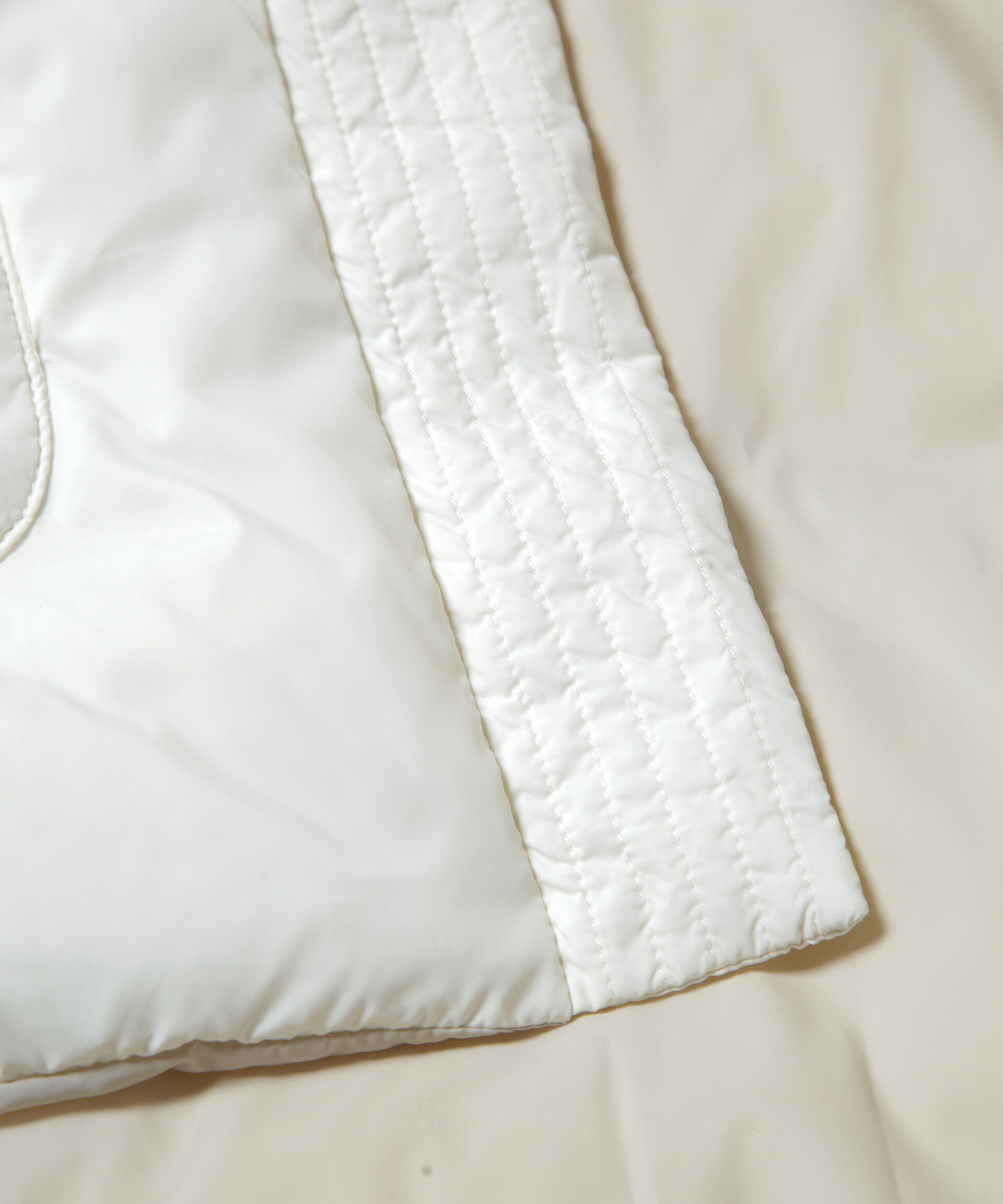 nano･universe「撥水加工ライトダウン リバーシブルノーカラージャケット」|ダウン|