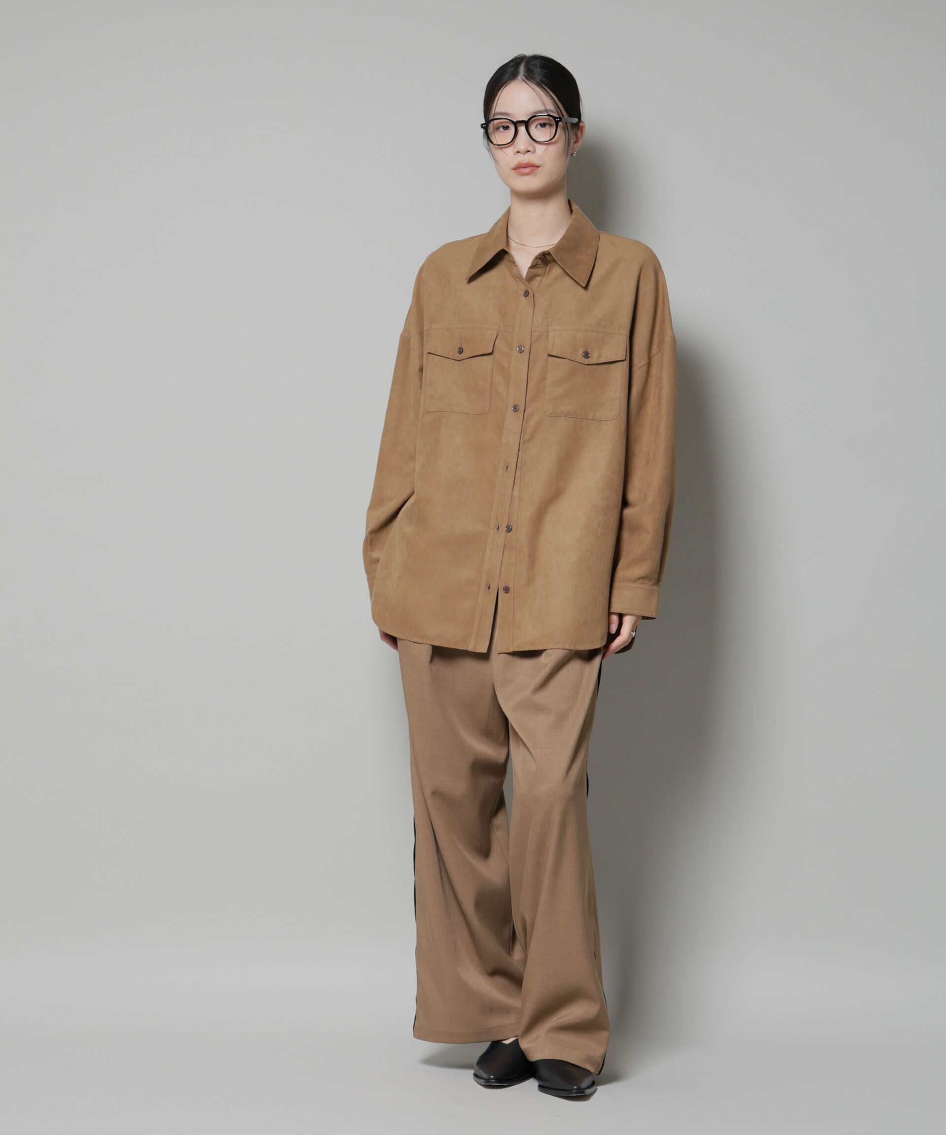 nano･universe「ベルベッドサイドラインパンツ」|チノ|