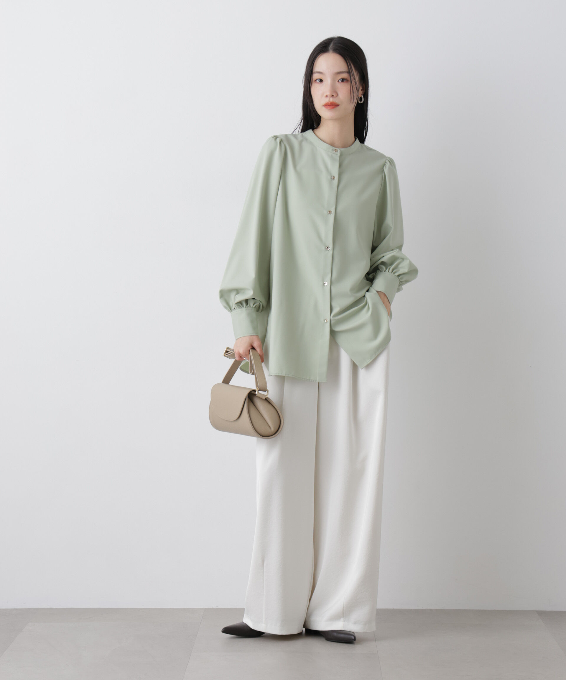 nano･universe「マシンウォッシャブルイージーケア ギャザースリーブブラウス」|シャツ・ブラウス|