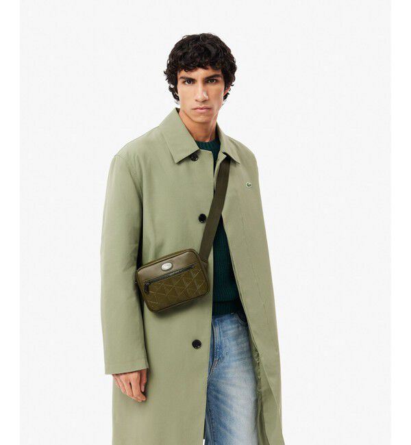 LACOSTE「モノグラム レザーモノグラムリポーターバッグ」|ショルダー・メッセンジャー|