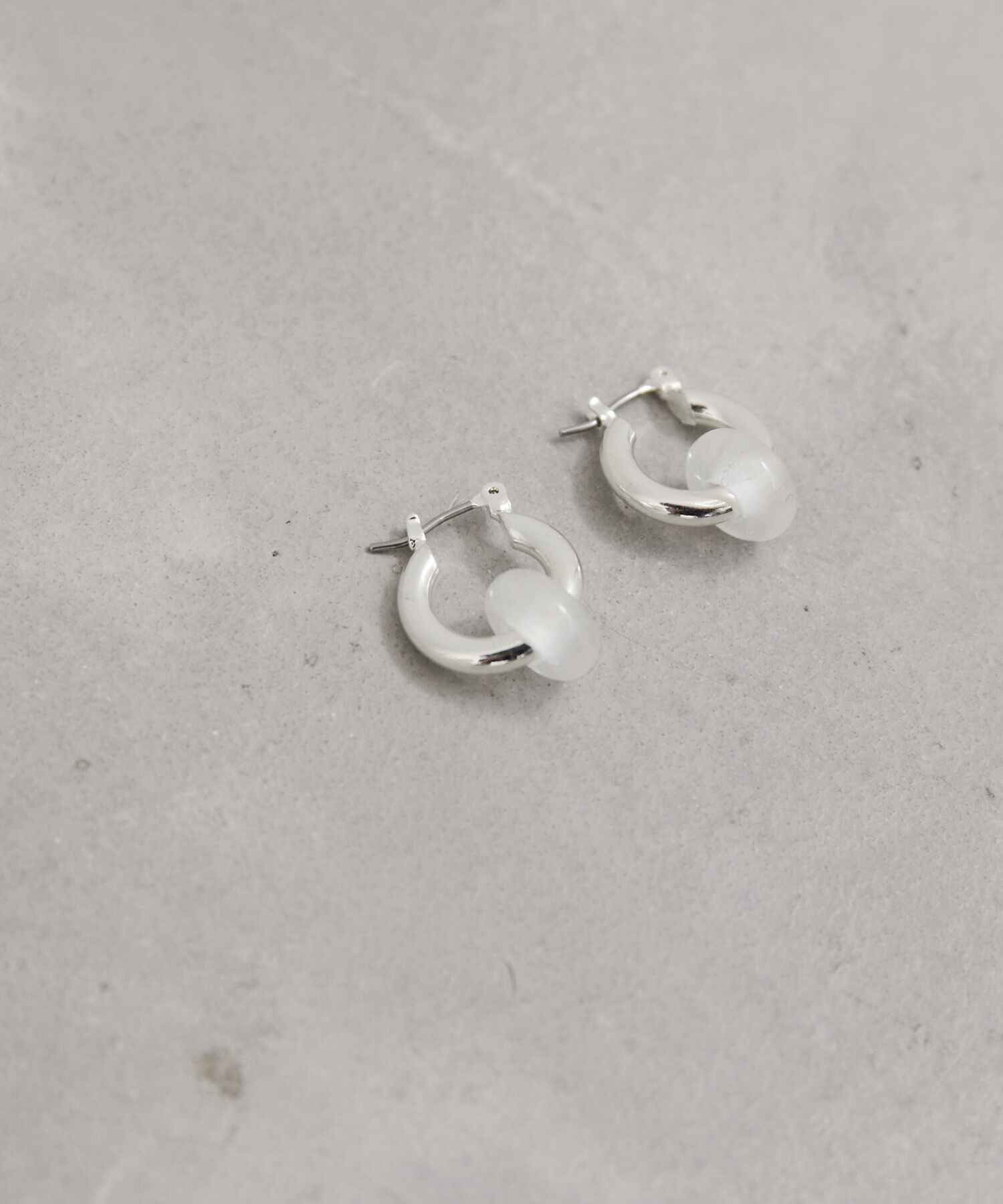 ADAM ET ROPE'「【LES BIJOUX】カラーリングフープピアス」|ピアス|ホワイト(10)