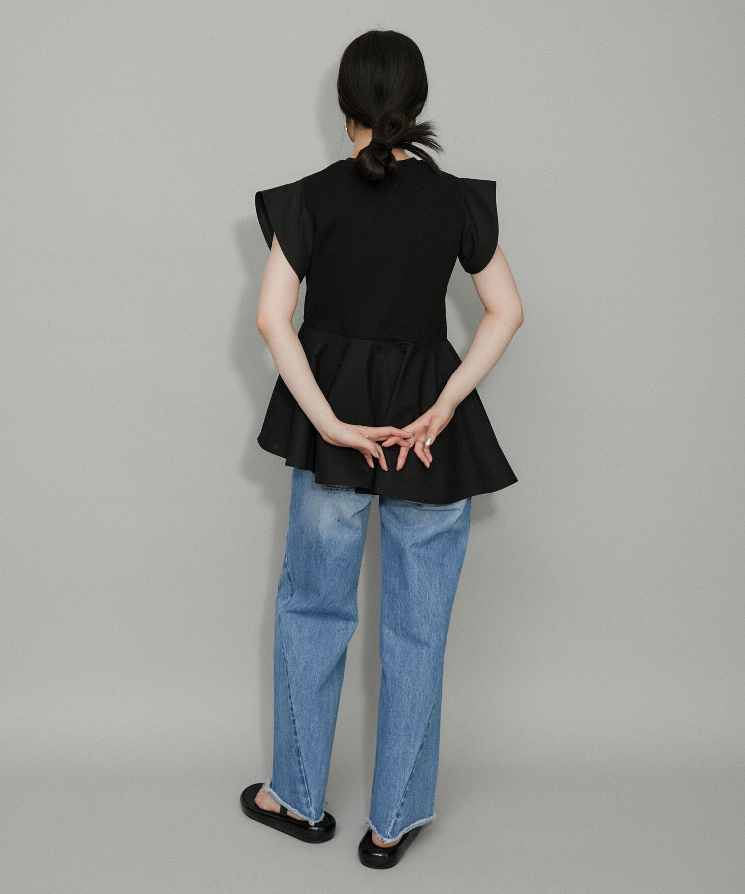 ADAM ET ROPE'「【再入荷・WEB限定・洗える】フリルペプラムカットソー」|Tシャツ・カットソー|