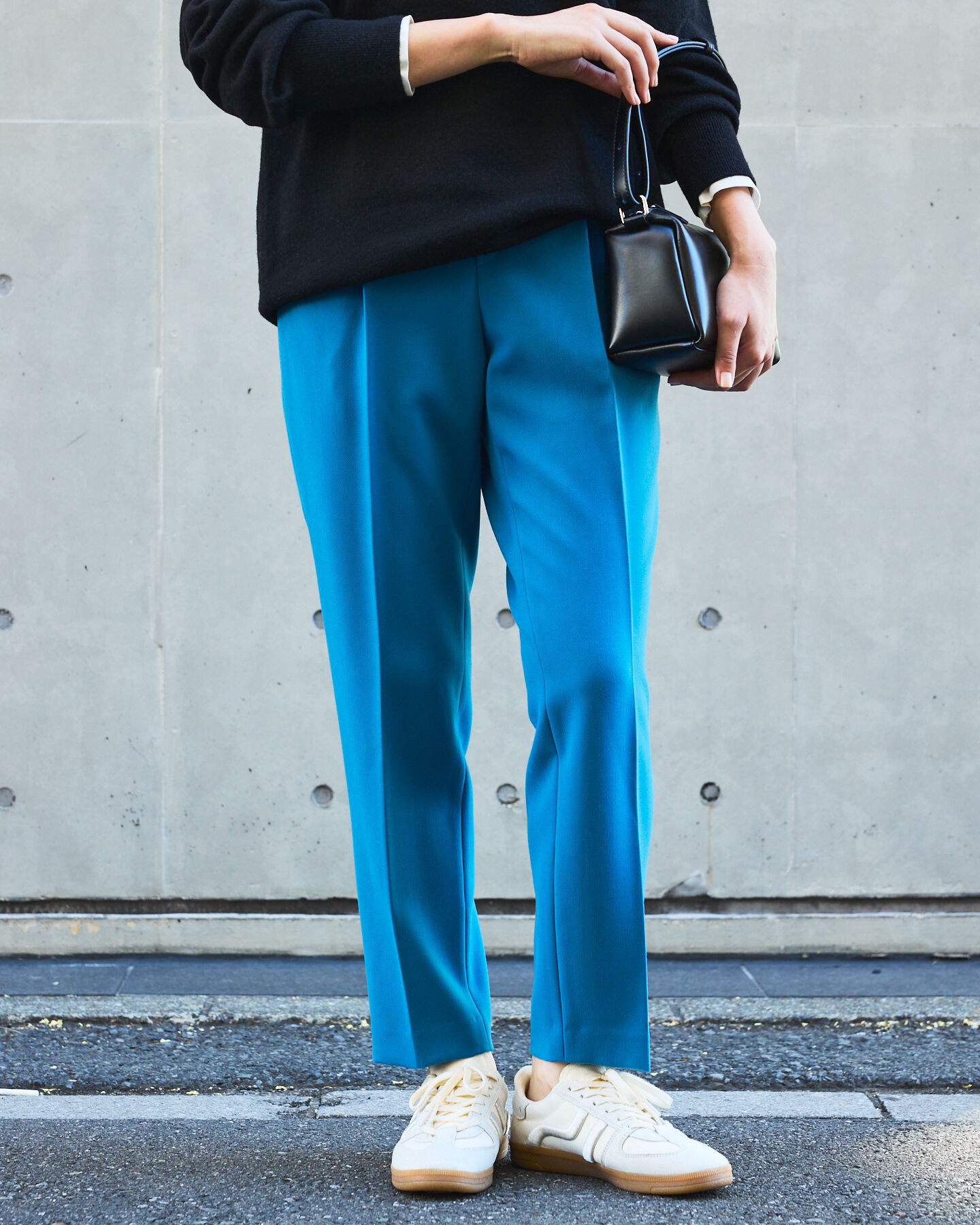 qualite「【ブルー】ダブルクロスセンタープレスパンツ」|その他|ブルー