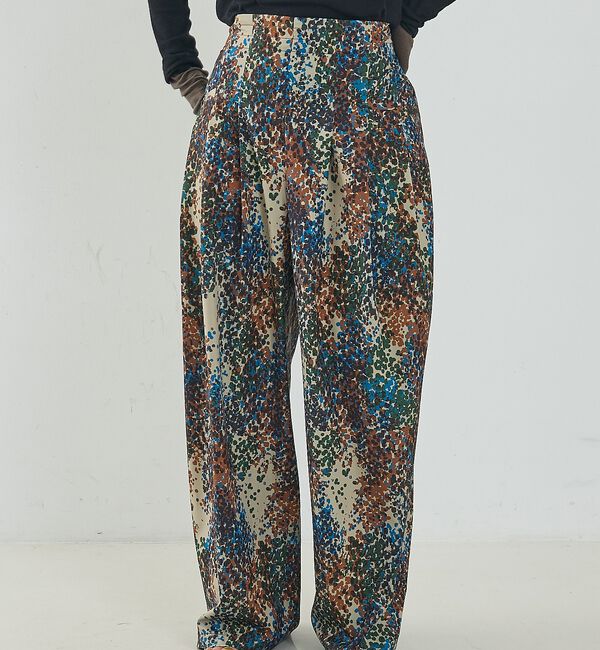 NOMINE「水彩アート ニュアンス柄 タックパンツ【予約】」|その他|