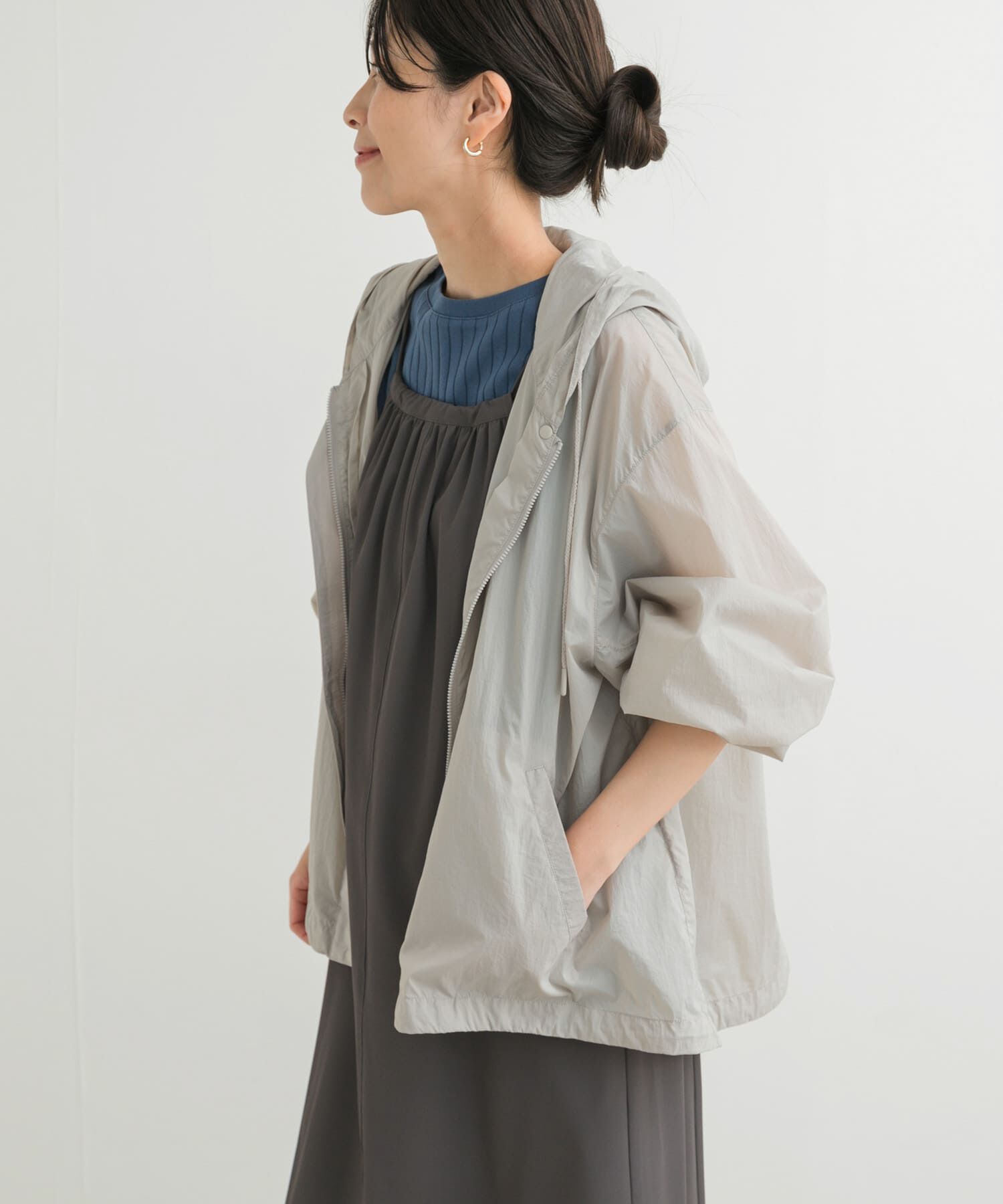 URBAN RESEARCH DOORS「『UR TECH』ポケッタブル撥水フレアパーカー」|アウトドア|