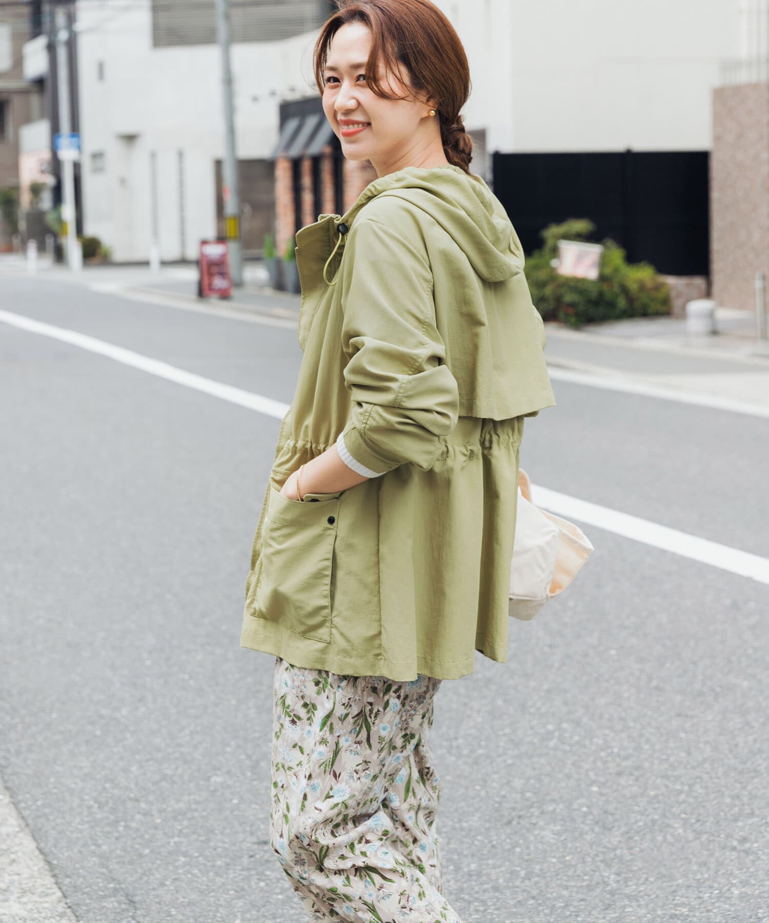 URBAN RESEARCH DOORS「『WEB/一部店舗限定カラー』『撥水』ナイロンマウンテンパーカー」|アウトドア|