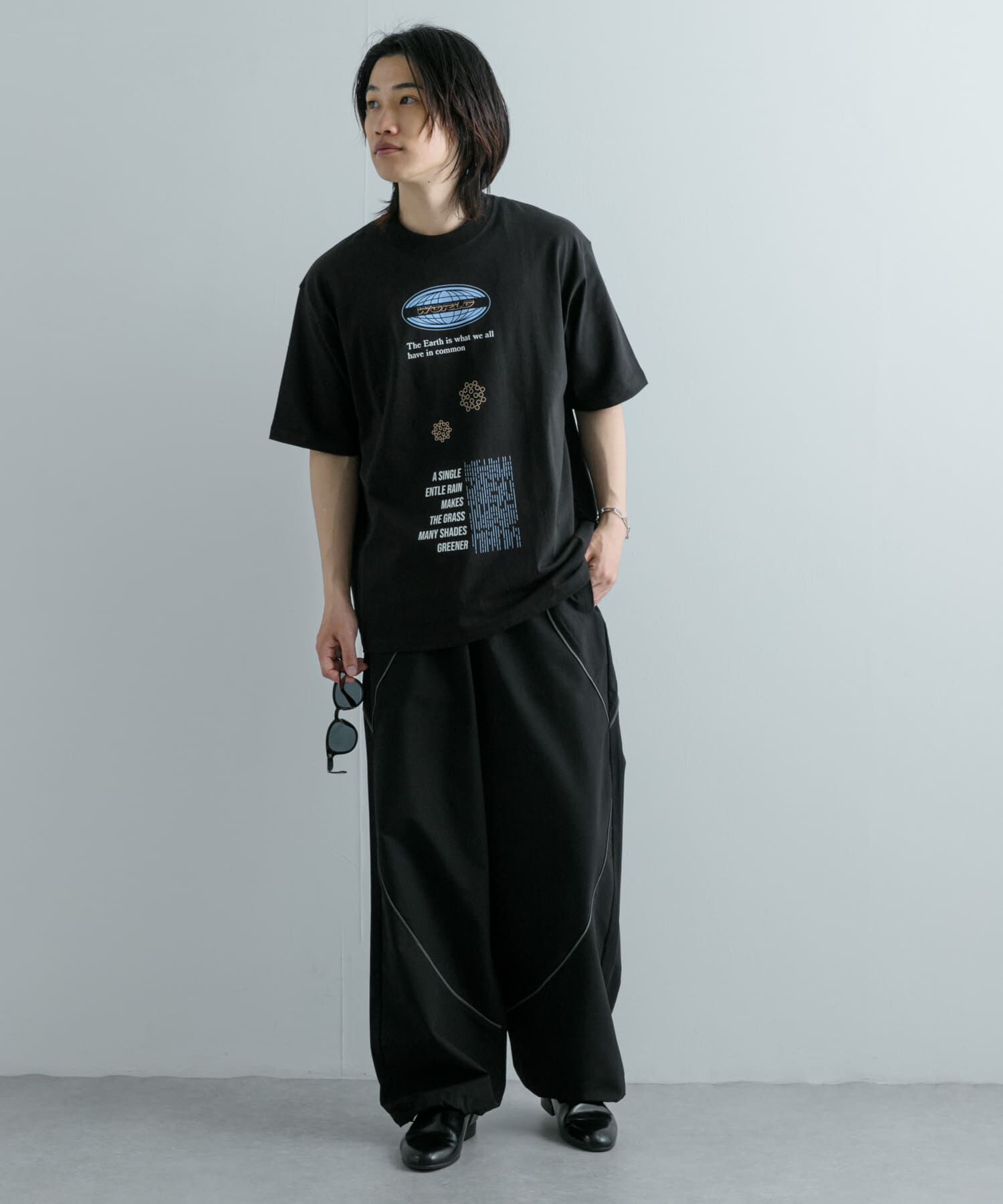 SENSE OF PLACE by URBAN RESEARCH「ロゴグラフィックTシャツ(5分袖) A」|Tシャツ・カットソー|