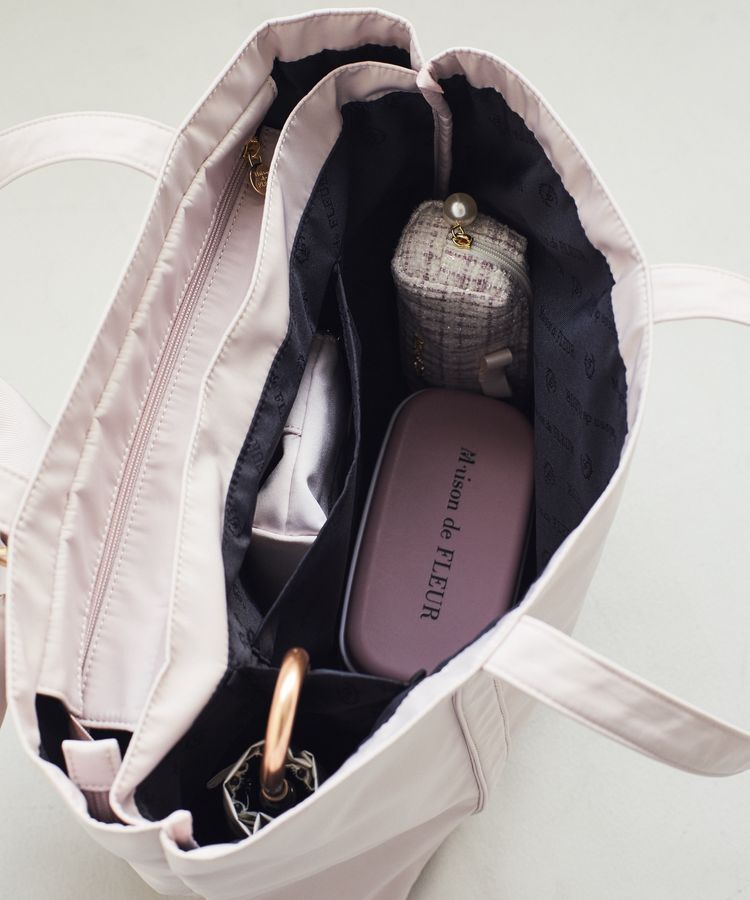 Maison de FLEUR「リボンチャーム付きマルチポケットトートバッグ」|トートバッグ|