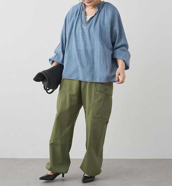  「襟元フリルシアーデニムブラウス」|シャツ・ブラウス|