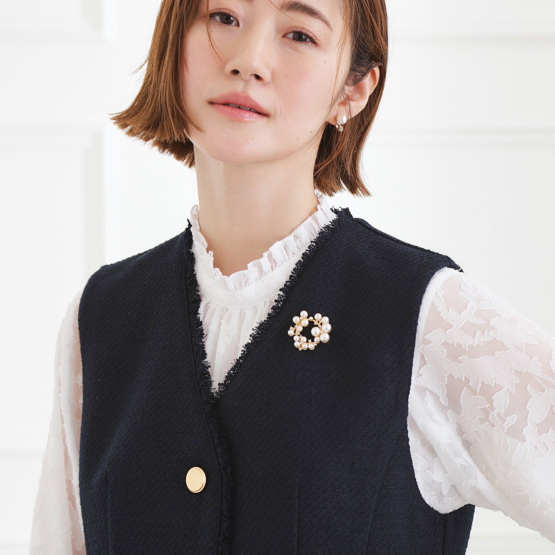 grove「ラウンドパール調ブローチ」|ブローチ・コサージュ|