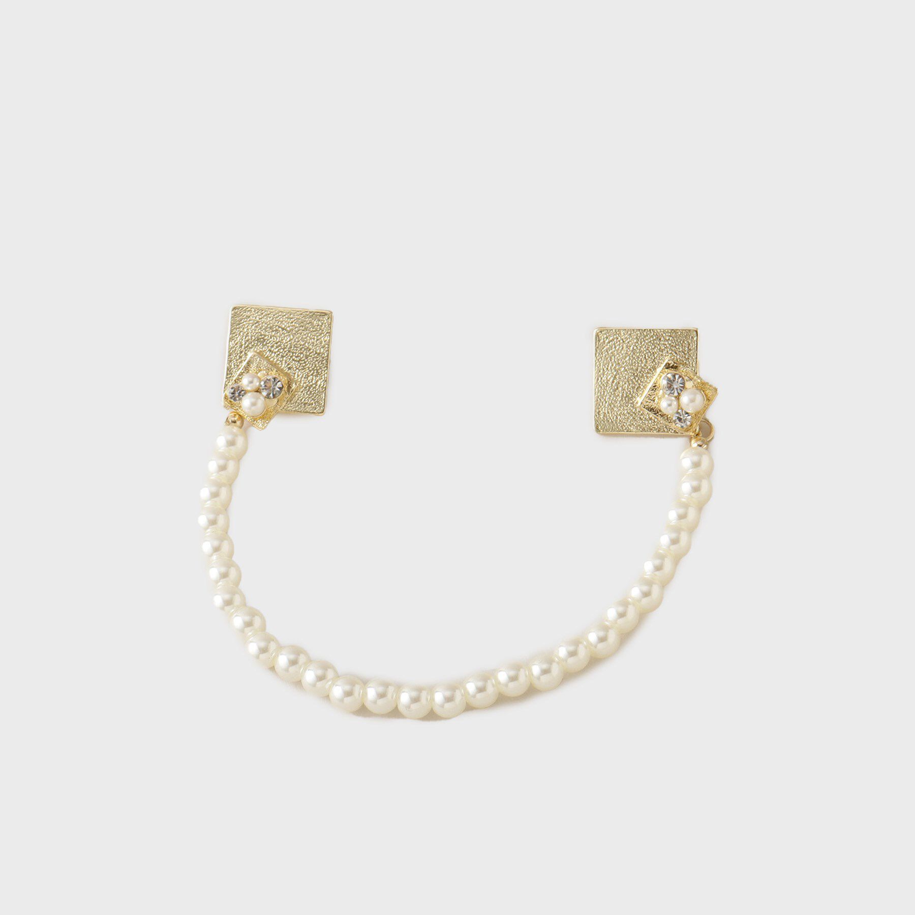 INDIVI「【華やか】ブリッジパール調ブローチ」|ブローチ・コサージュ|