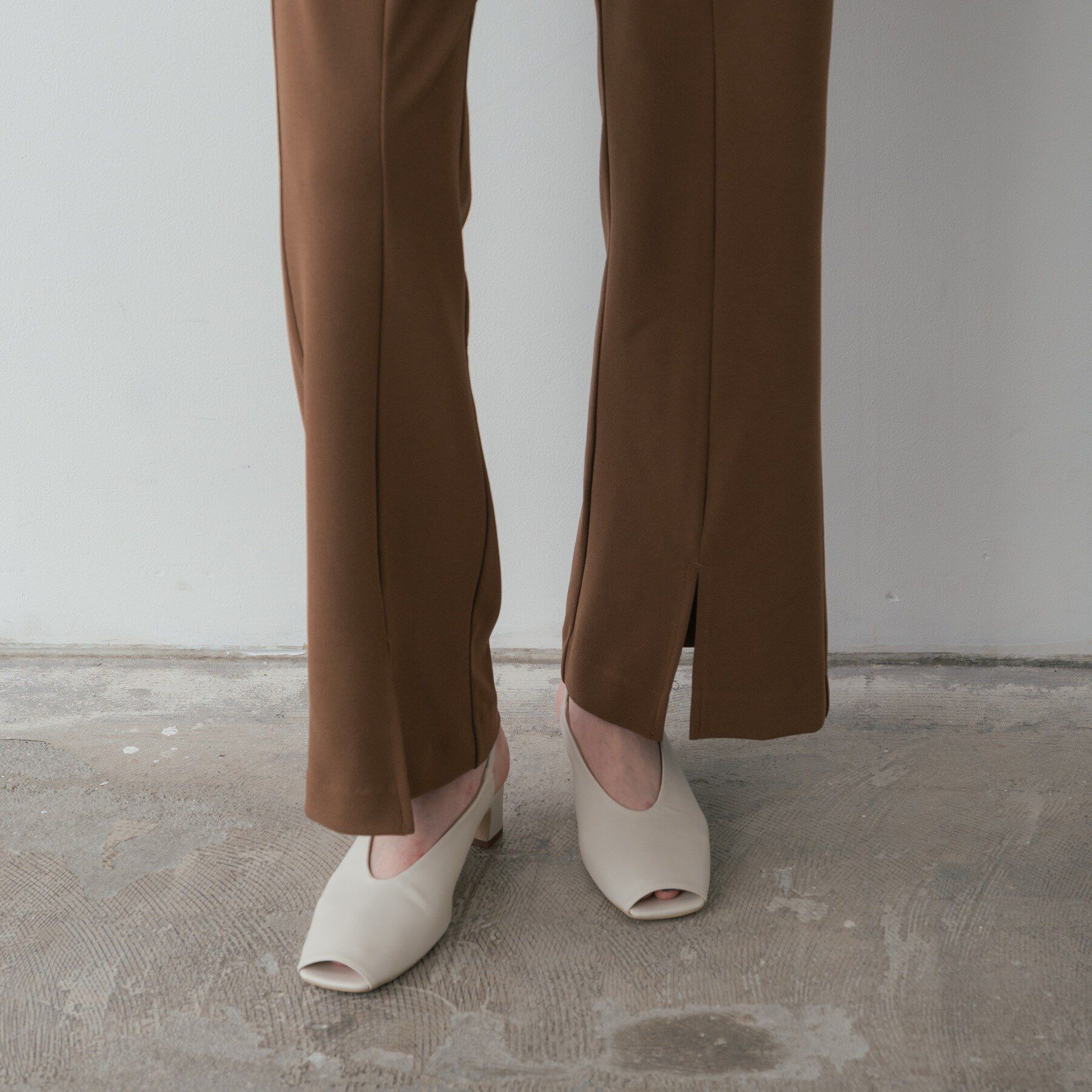 GALLEST「スリットフレアスキニーパンツ」|その他|