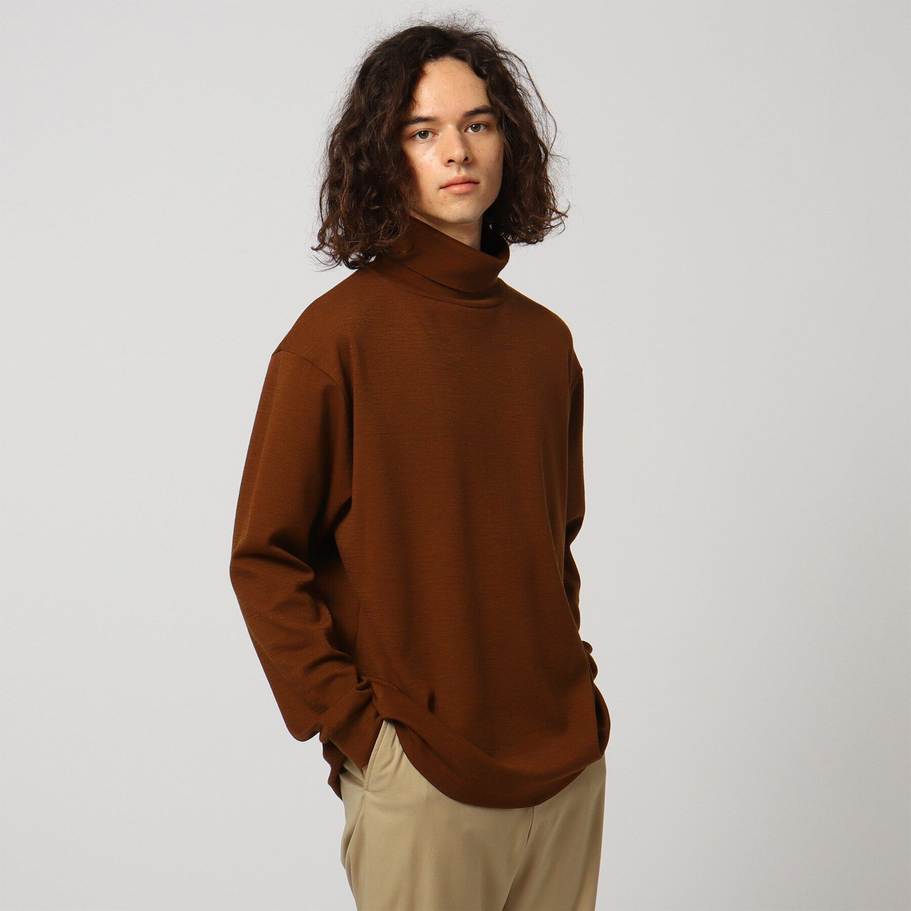 tk.TAKEO KIKUCHI「【S～3L】ミラノリブタートルネックニットソー（ユニセックスアイテム）」|Tシャツ・カットソー|ﾌﾞﾗｳﾝ(042)