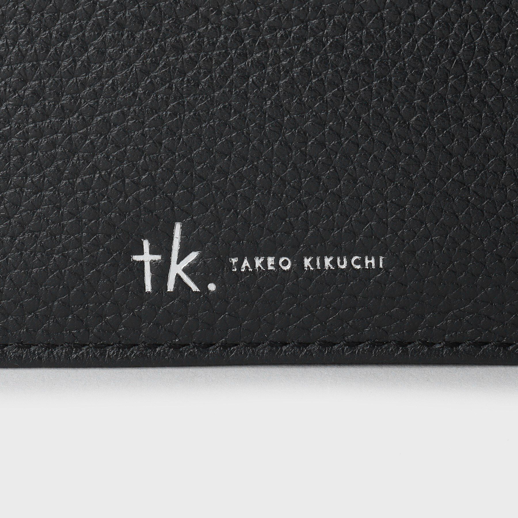 tk.TAKEO KIKUCHI「【リアルレザー】プレート二つ折りウォレット」|財布|