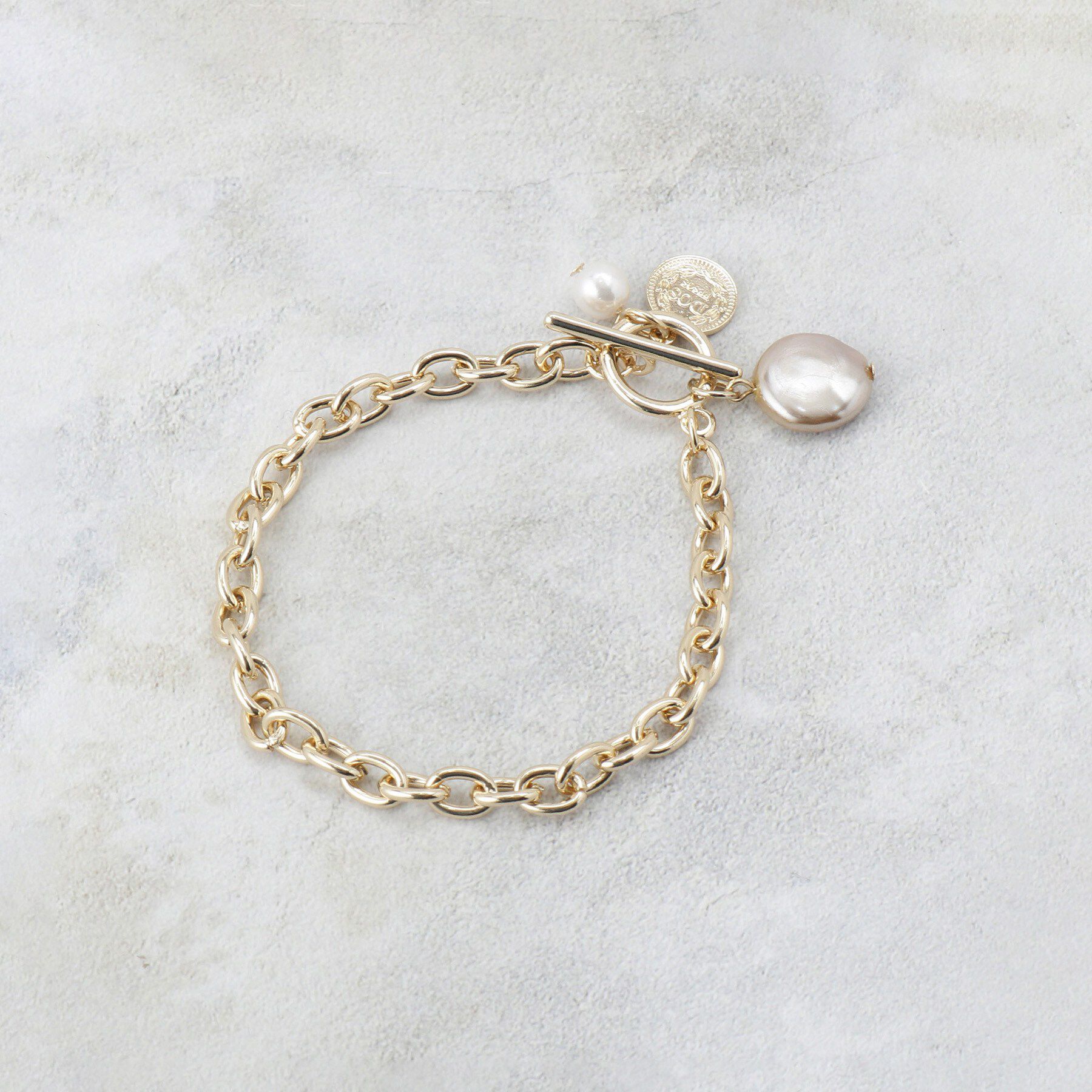 OPAQUE.CLIP「フェイクパール付きチェーンブレスレット」|ブレスレット・バングル|