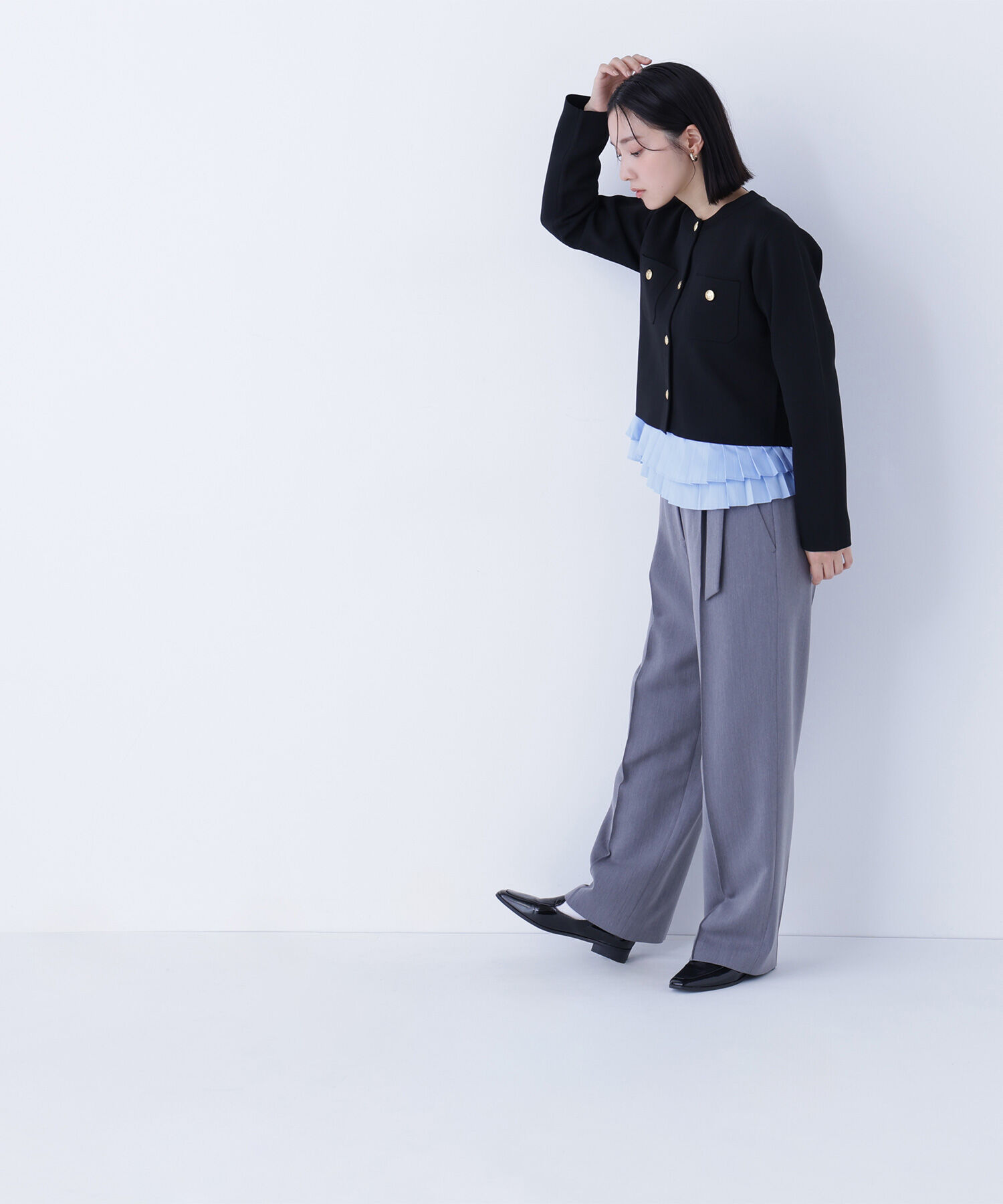  「エンブレムボタンニットジャケット」|ニット・セーター|