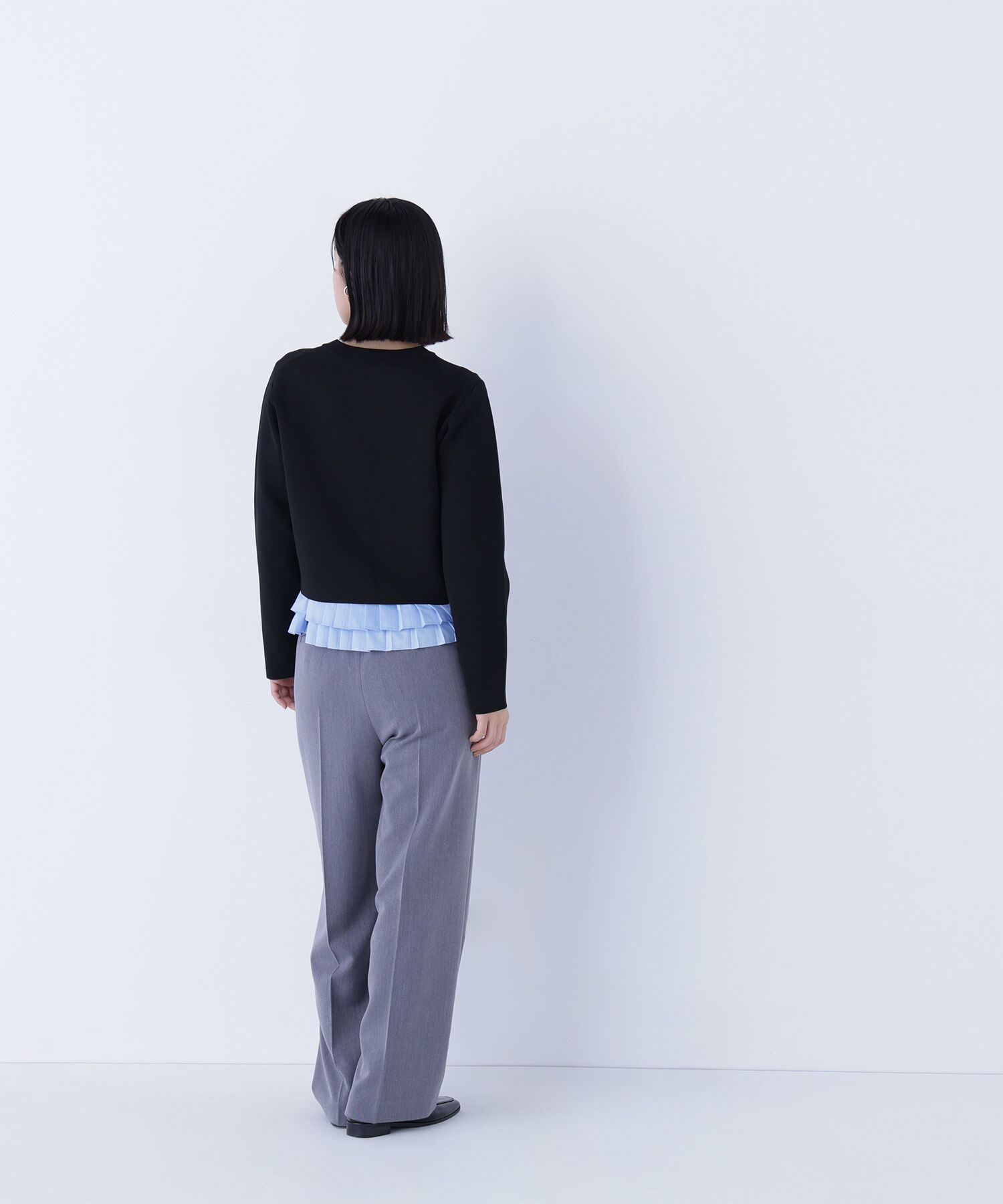  「エンブレムボタンニットジャケット」|ニット・セーター|