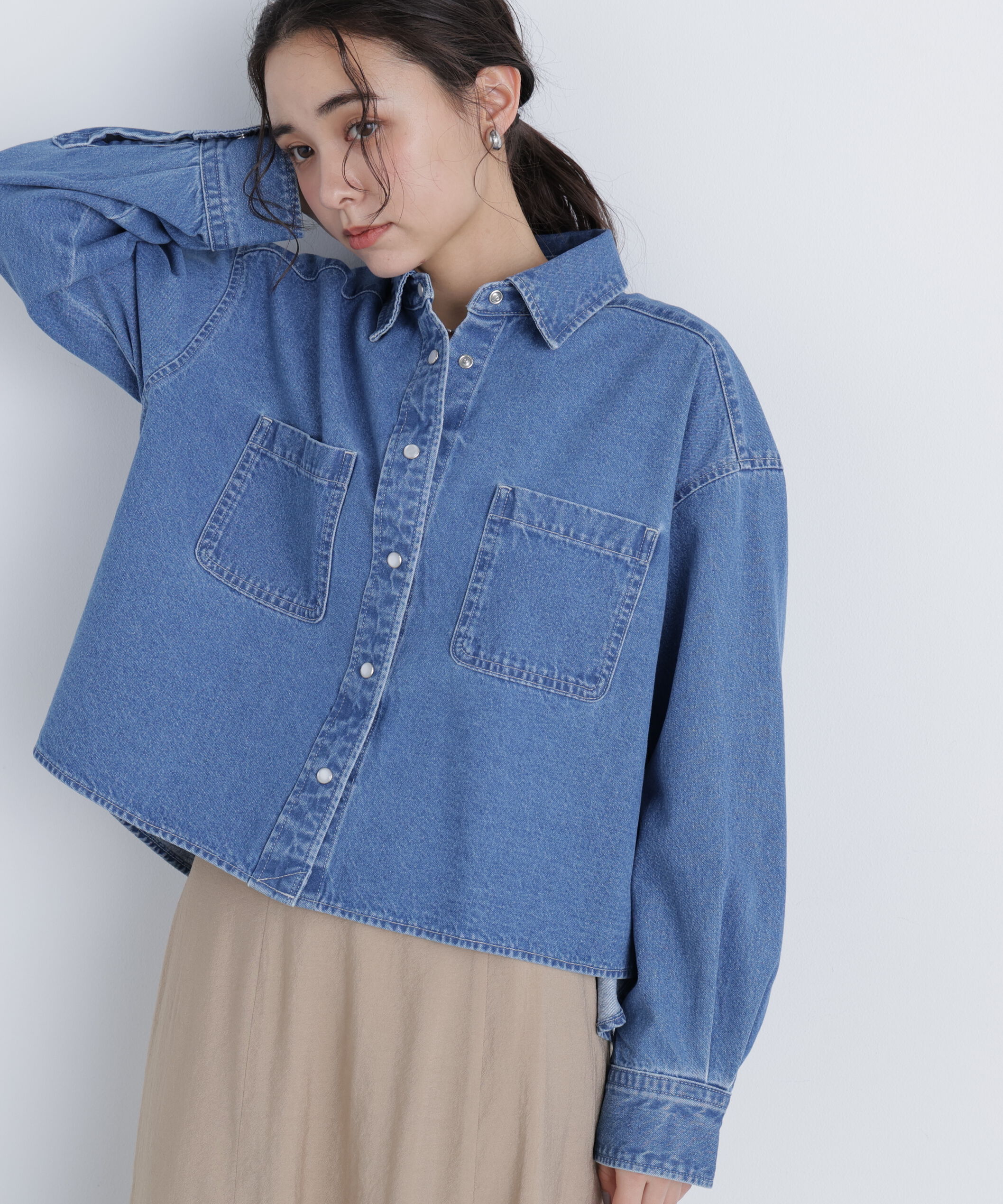  「〈N.〉クロップドデニムシャツ」|シャツ・ブラウス|