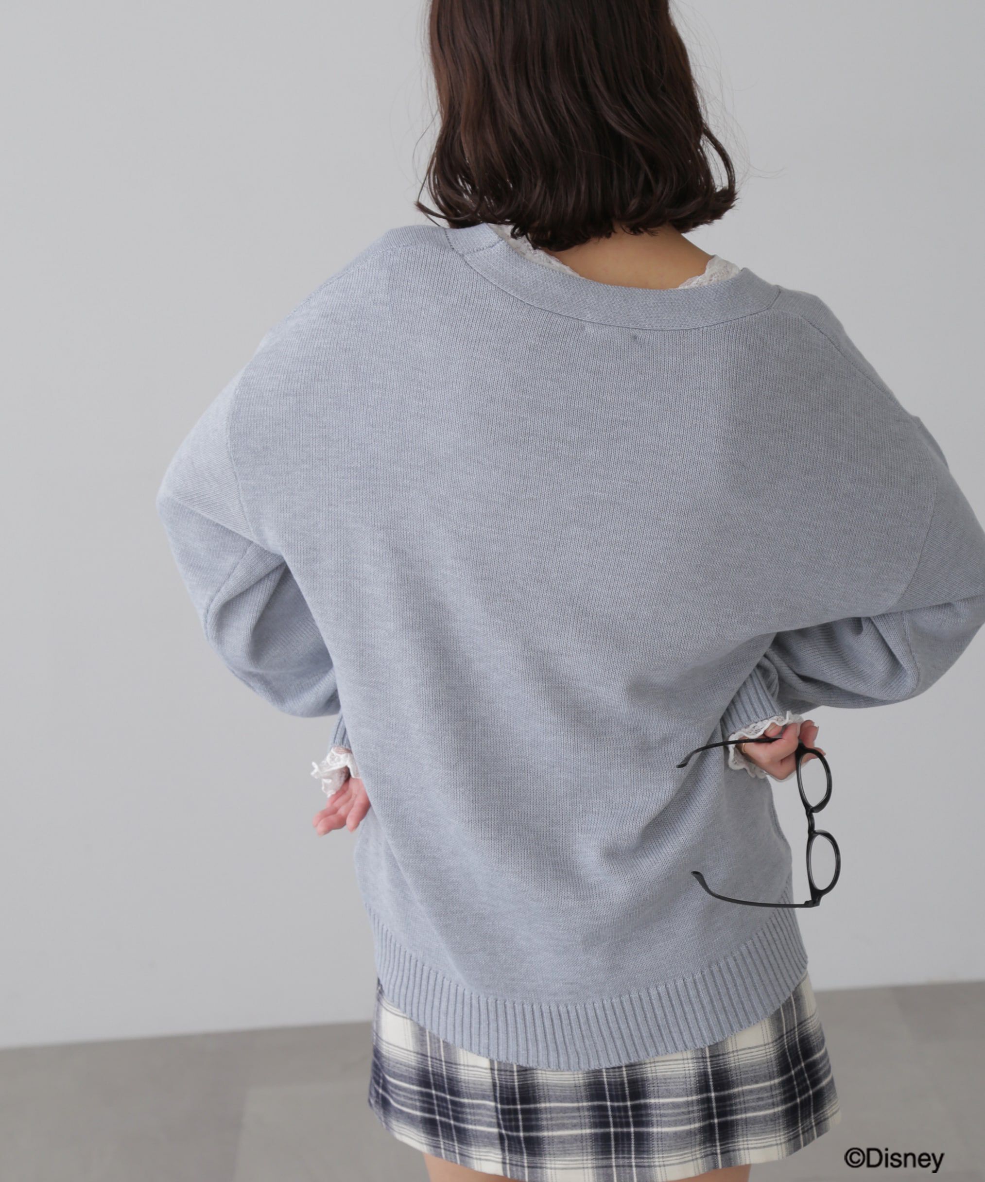  「〈ディズニーコレクション〉サガラワッペンニットカーディガン」|ニット・セーター|