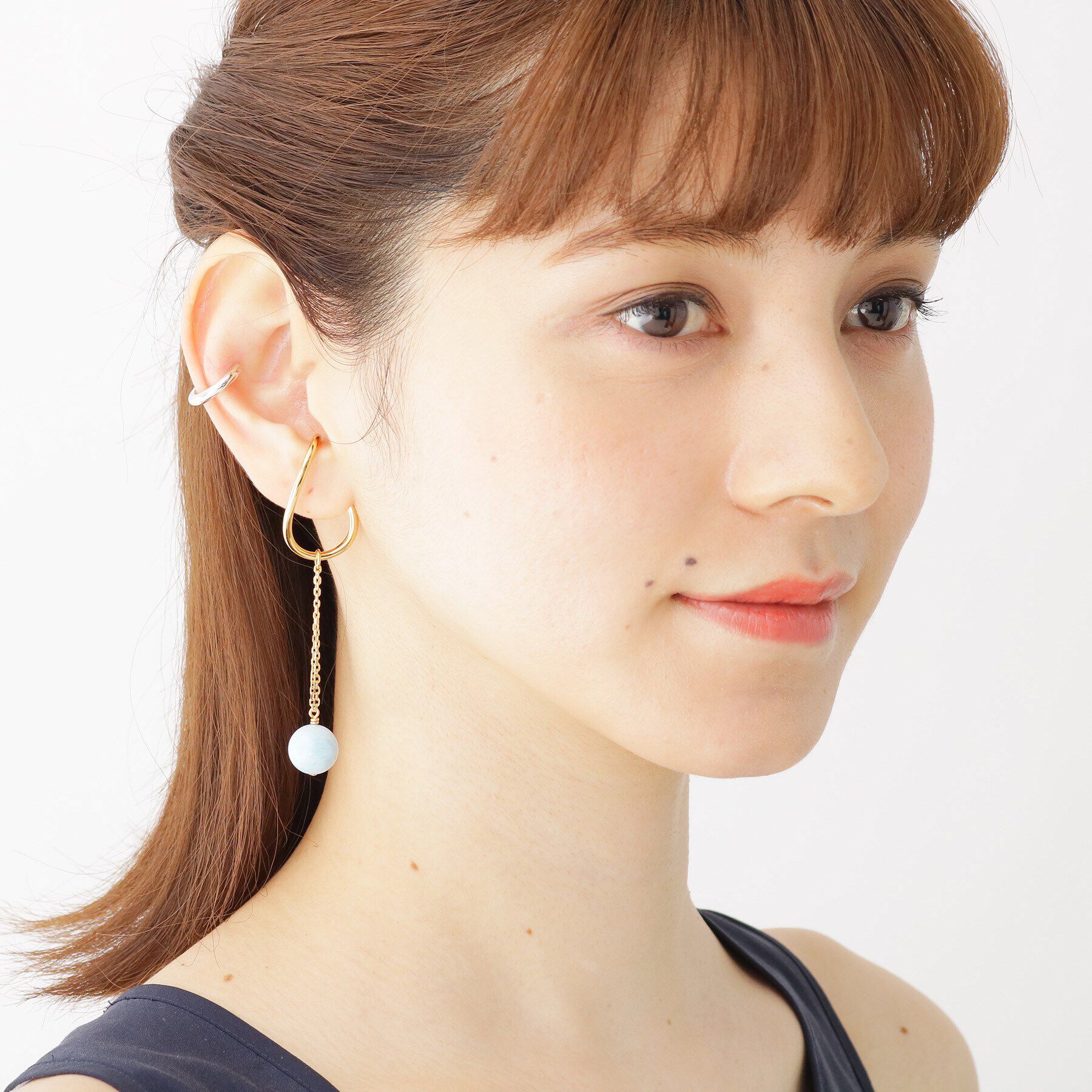 COCOSHNIK「シルバー カラーストーン（ミルキーアクアマリン） イヤーカフチャーム GP」|チャーム・キーホルダー|