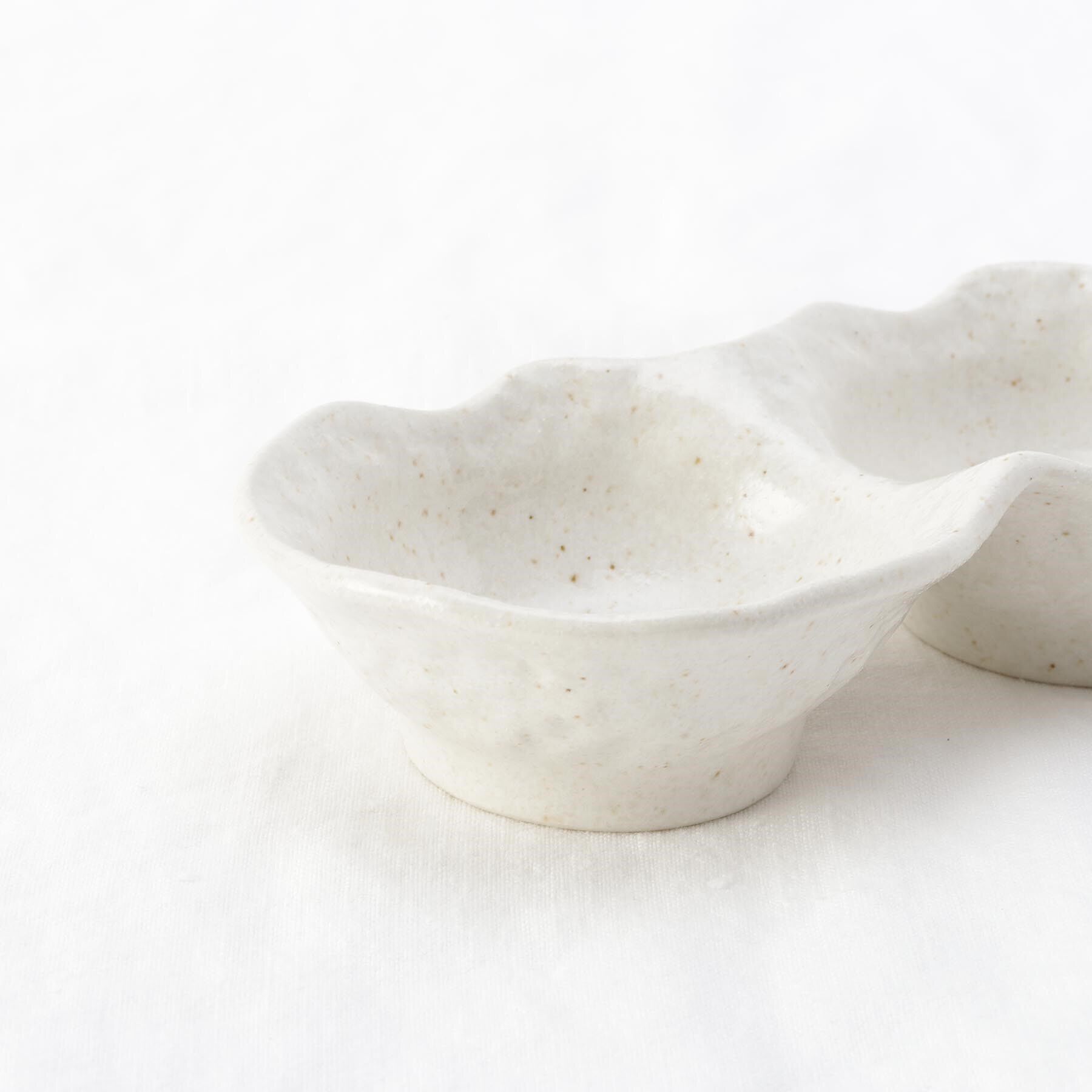 212 KITCHEN STORE「饗の器 2つ仕切り皿 深 WH」|食器・キッチングッズ|