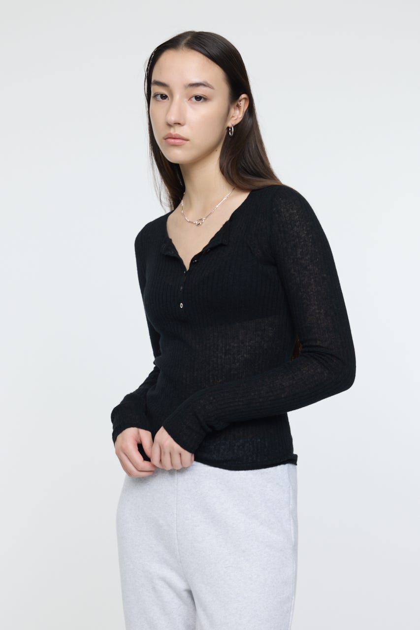 MOUSSY「SHEER HENRY NECK ニットトップス」|ニット・セーター|BLK